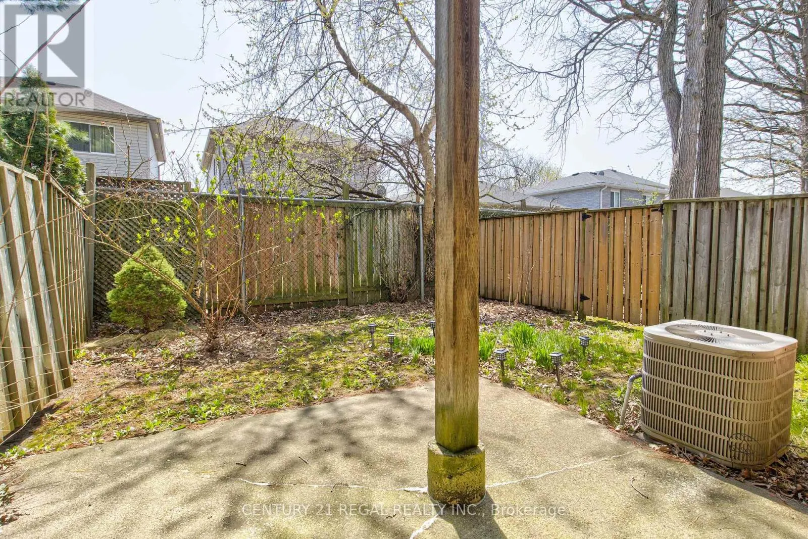 15 - 310 CHRISTOPHER DRIVE