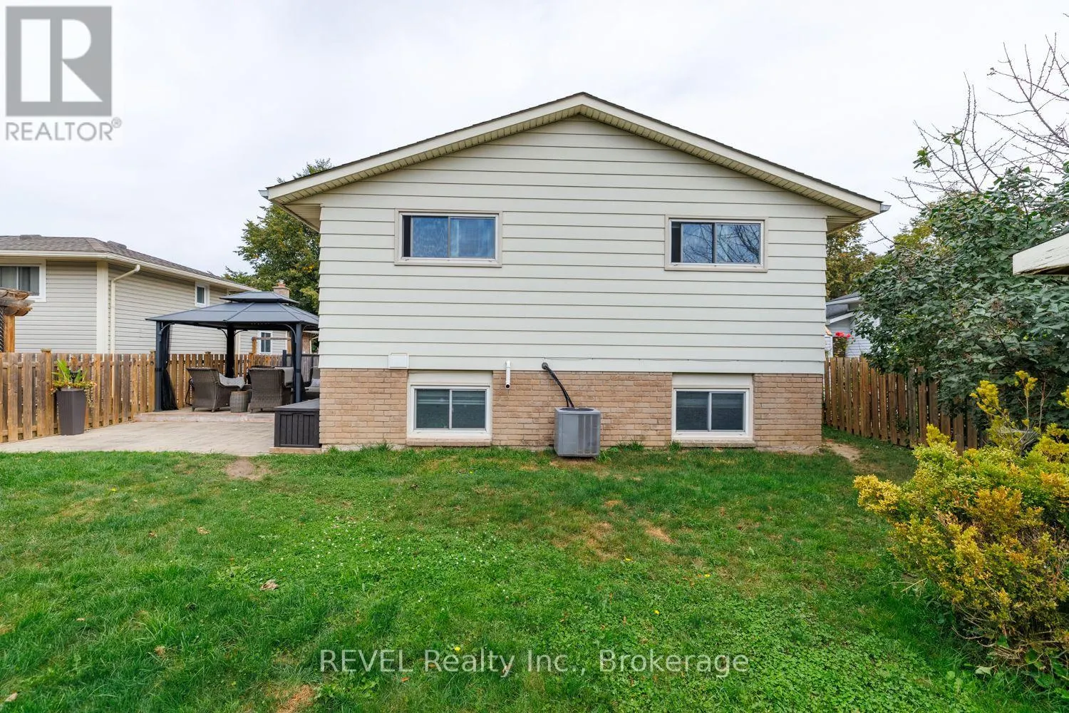 105 ELMA STREET