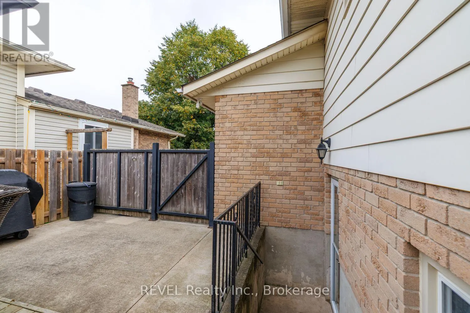 105 ELMA STREET