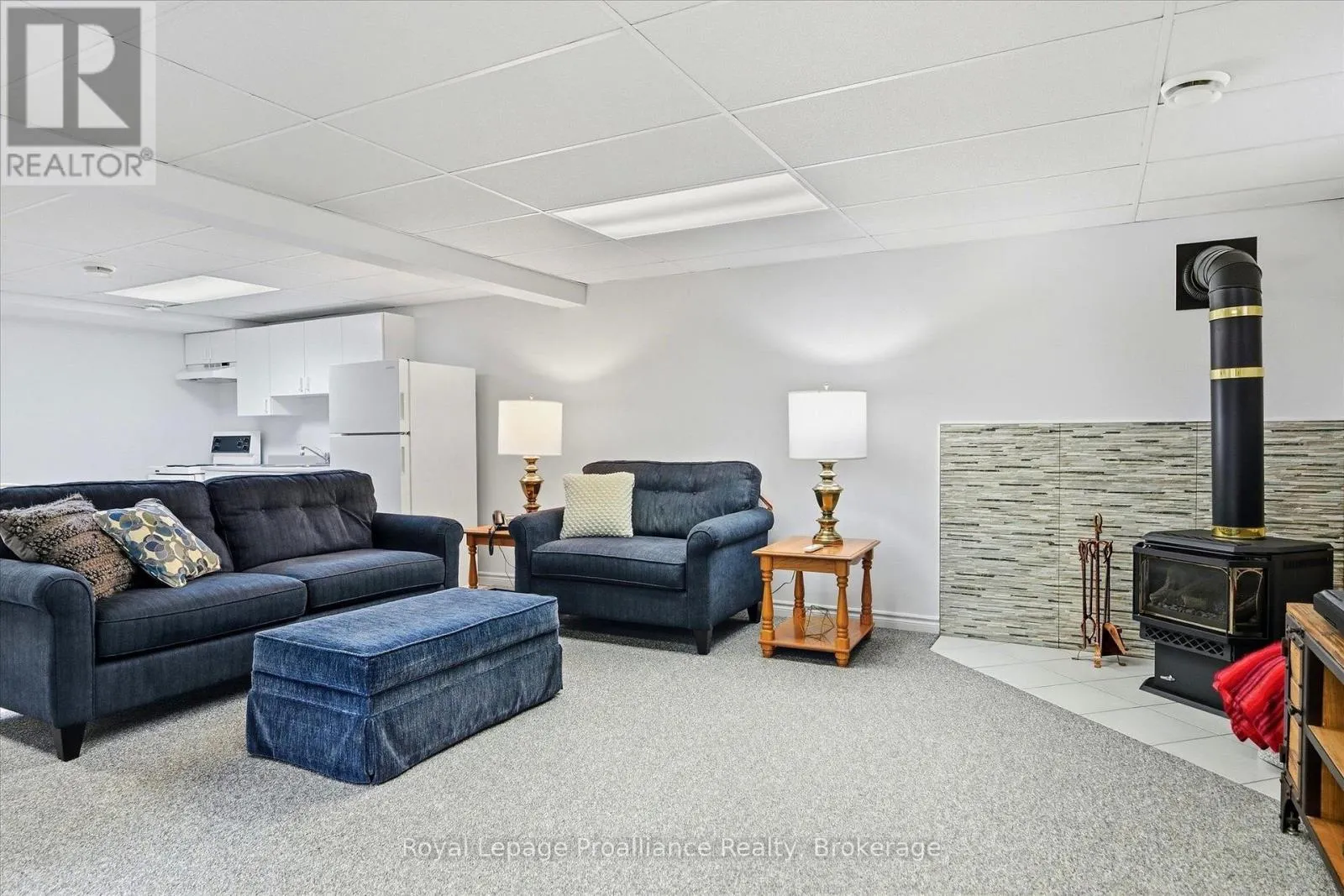 2979 JENNIFER DRIVE