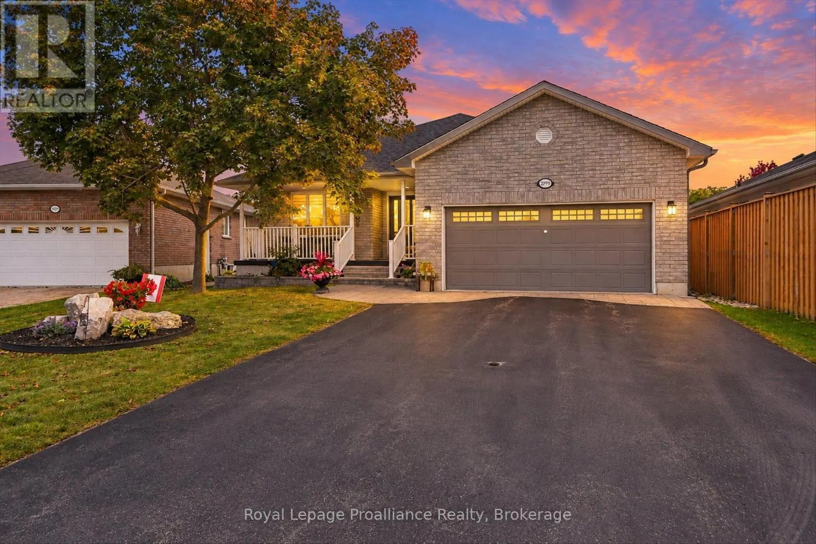 2979 JENNIFER DRIVE