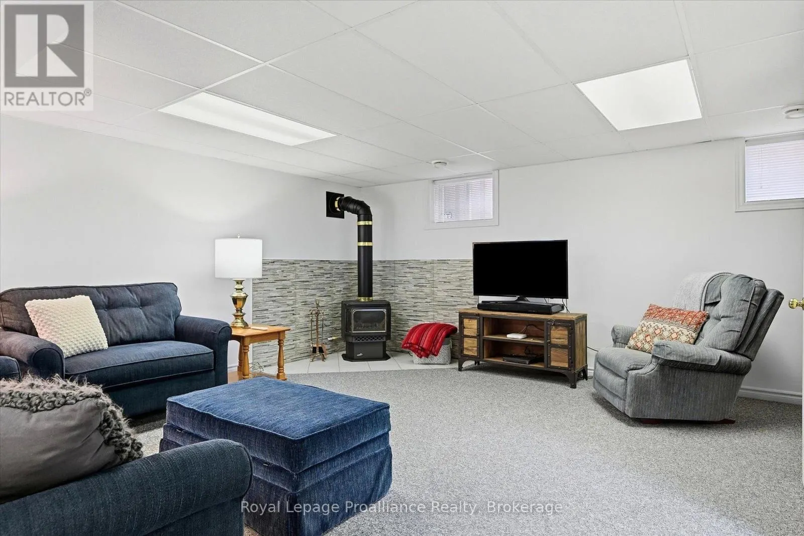 2979 JENNIFER DRIVE