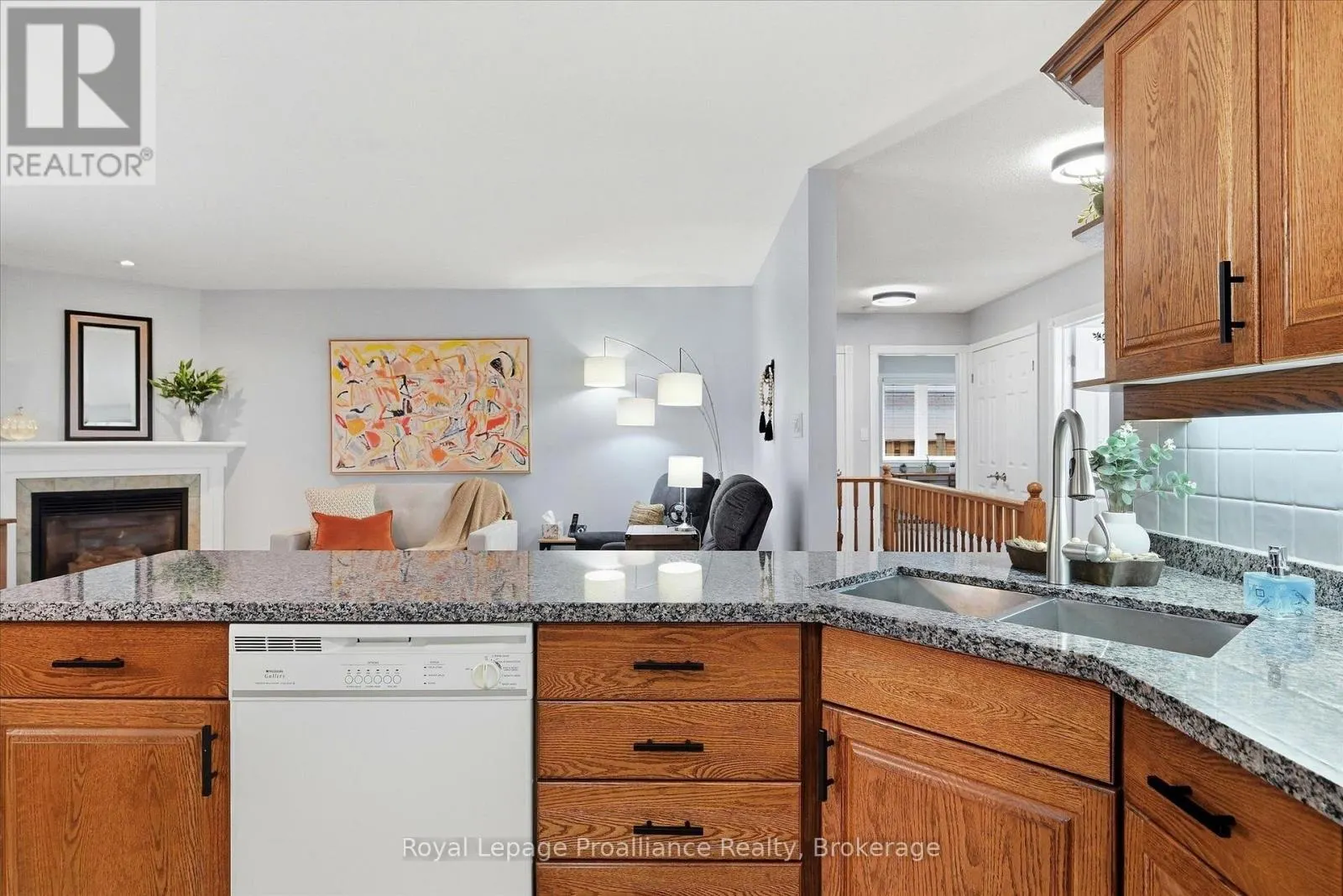 2979 JENNIFER DRIVE