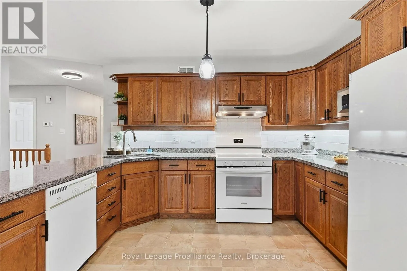 2979 JENNIFER DRIVE