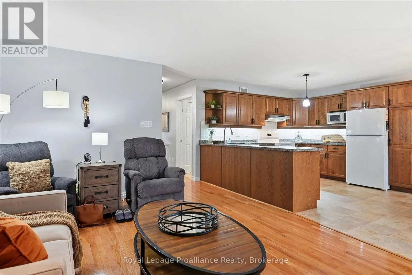 2979 JENNIFER DRIVE