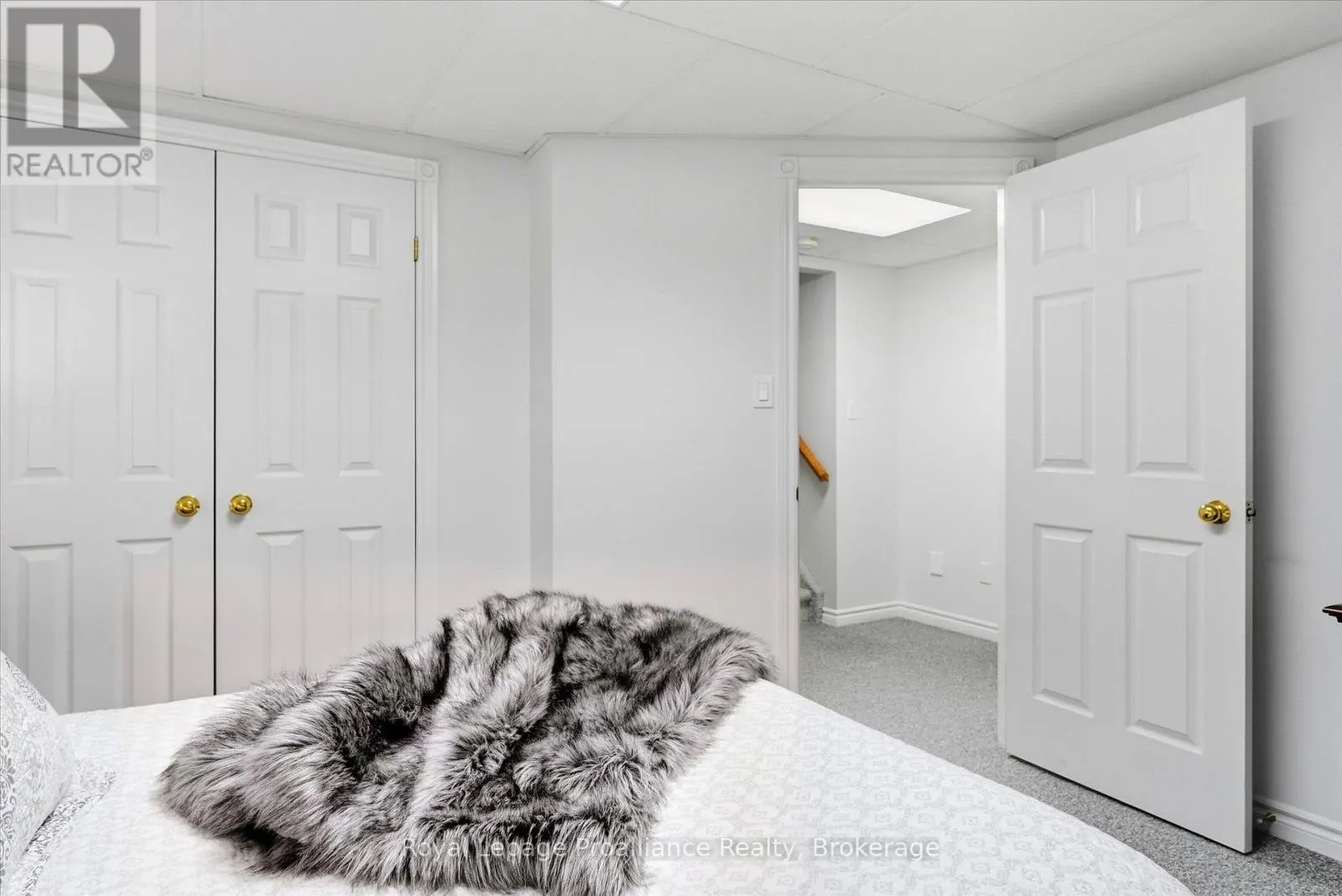 2979 JENNIFER DRIVE