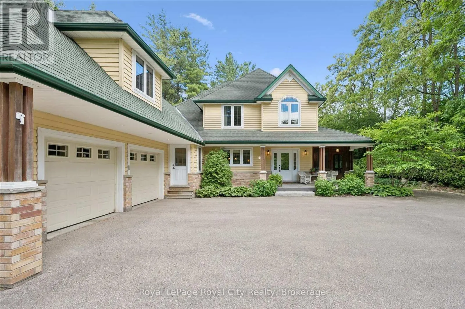 135 HUME ROAD