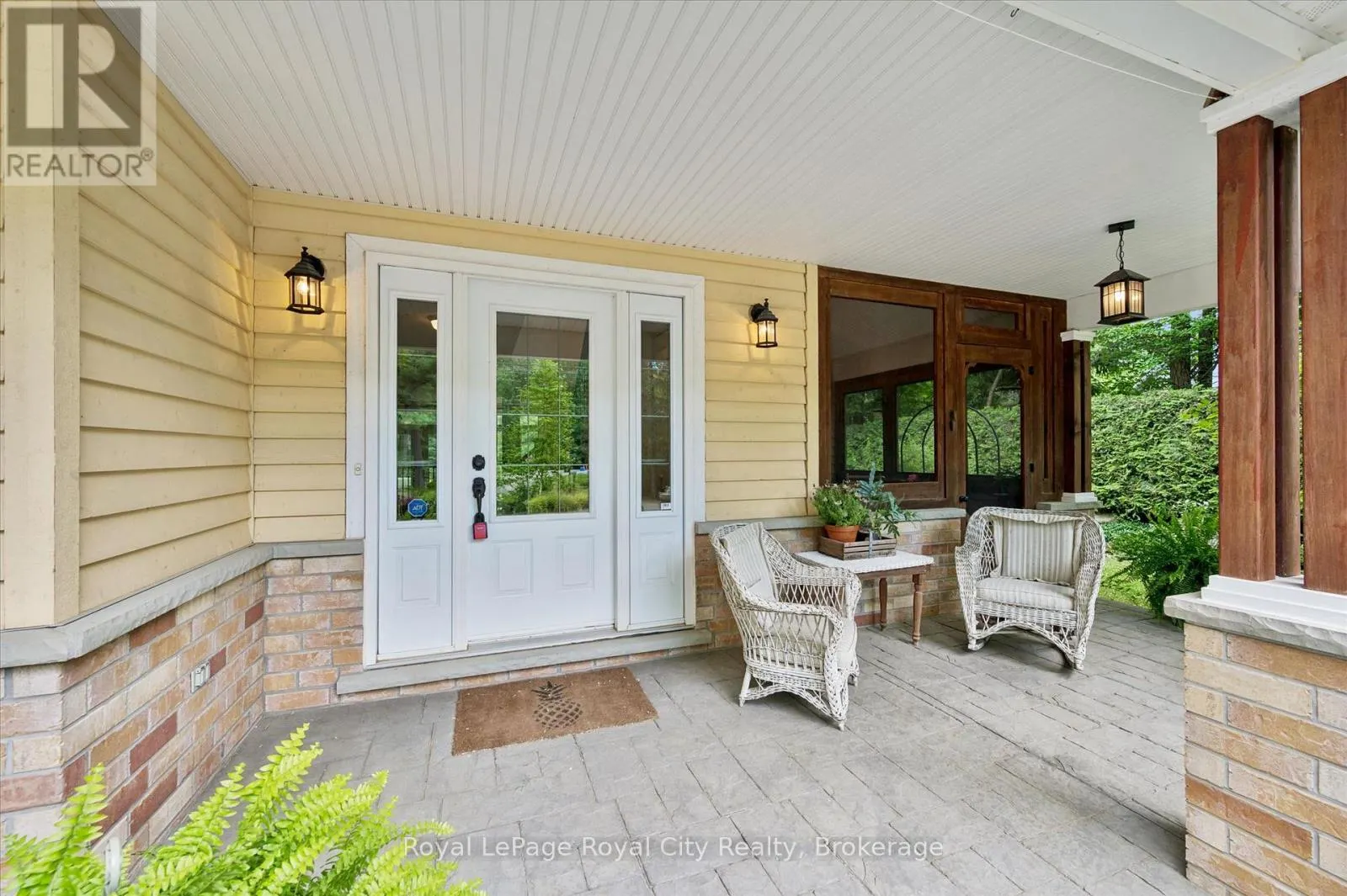 135 HUME ROAD