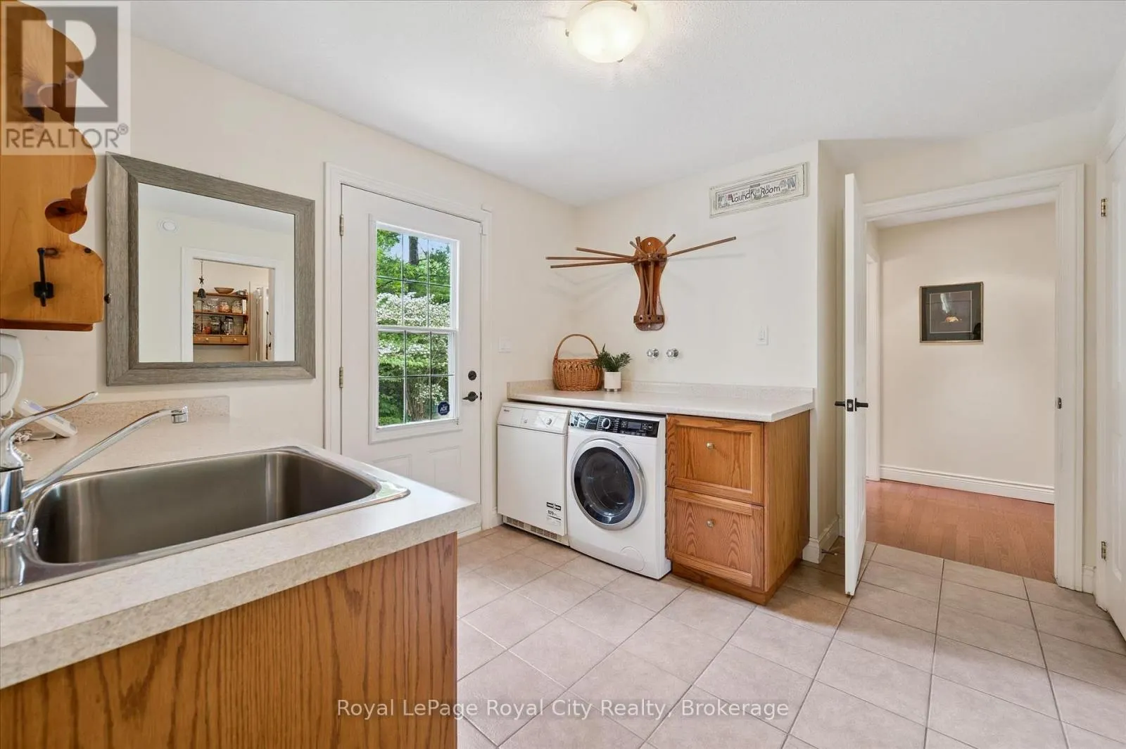 135 HUME ROAD