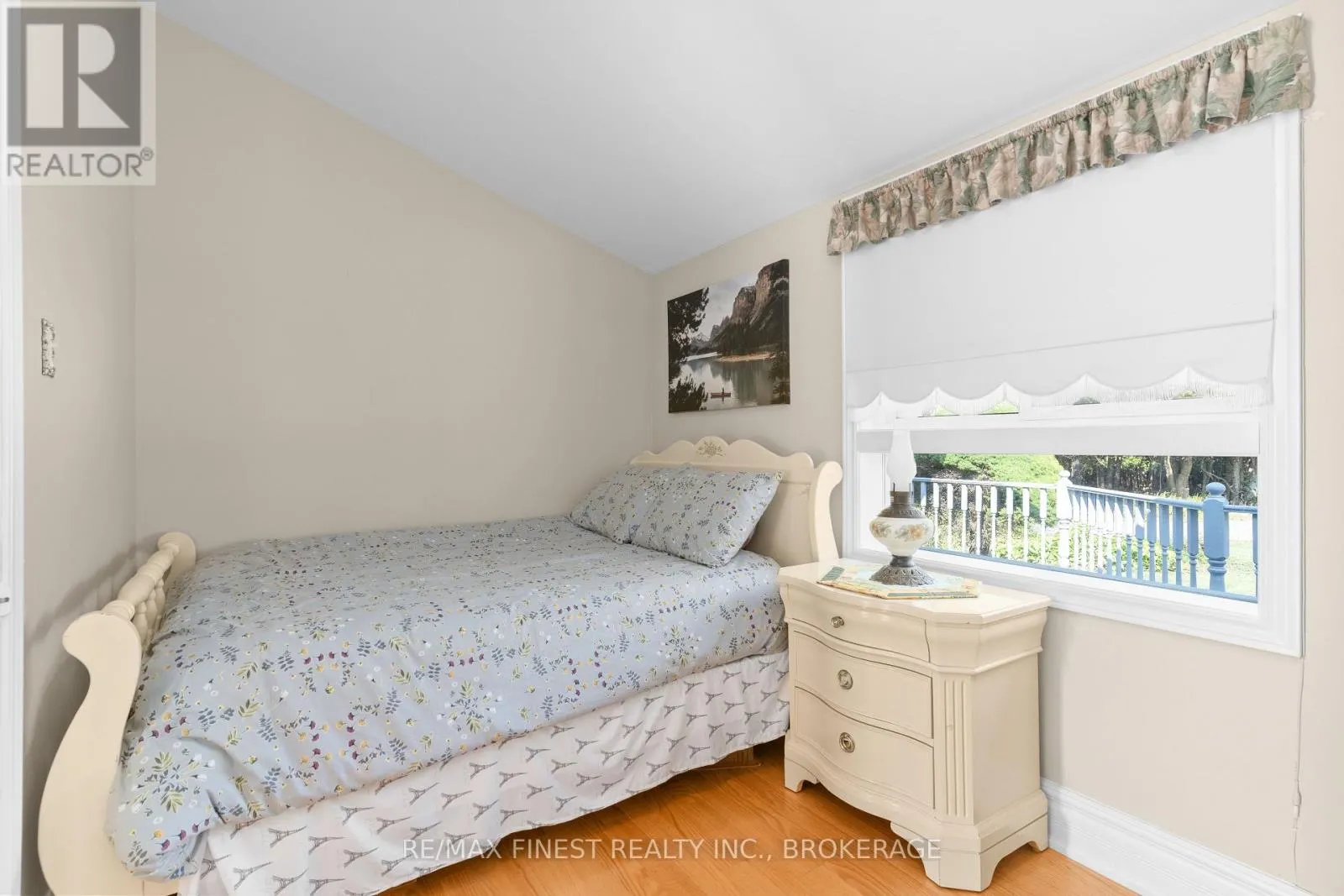 180 NAPANEE ROAD