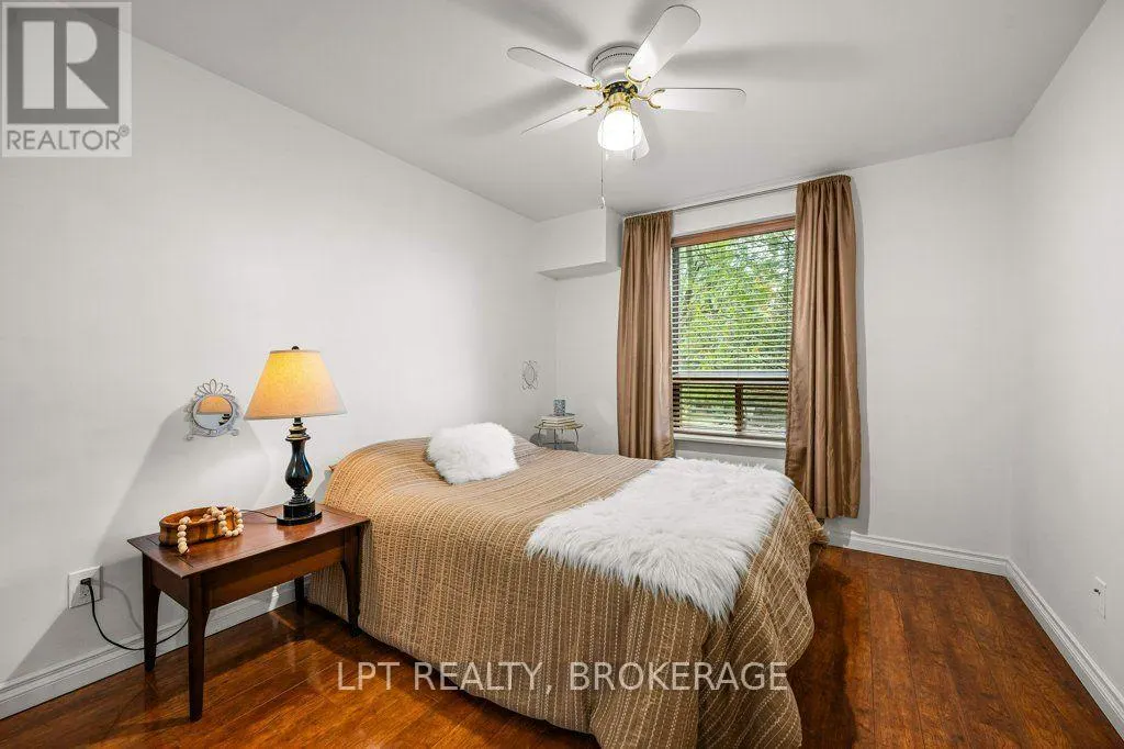 208 - 66 GREENVIEW DRIVE #208
