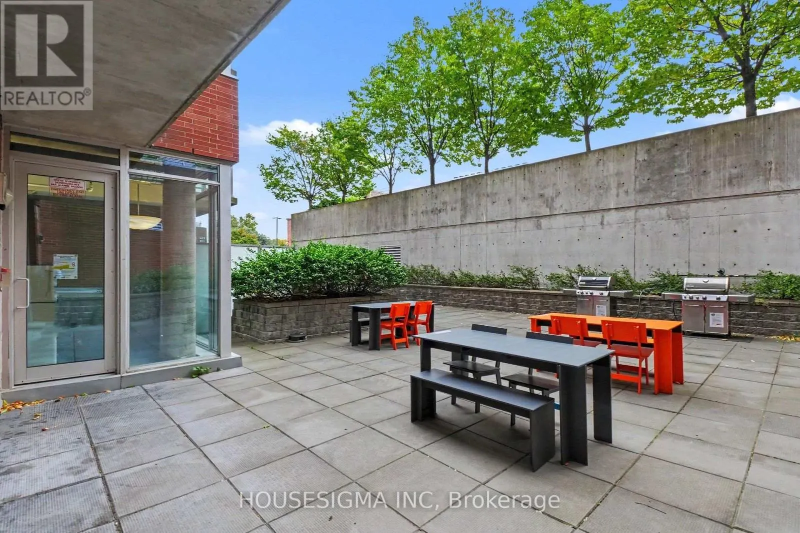 505 - 383 CUMBERLAND STREET