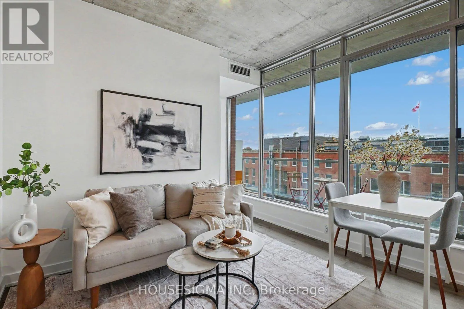 505 - 383 CUMBERLAND STREET