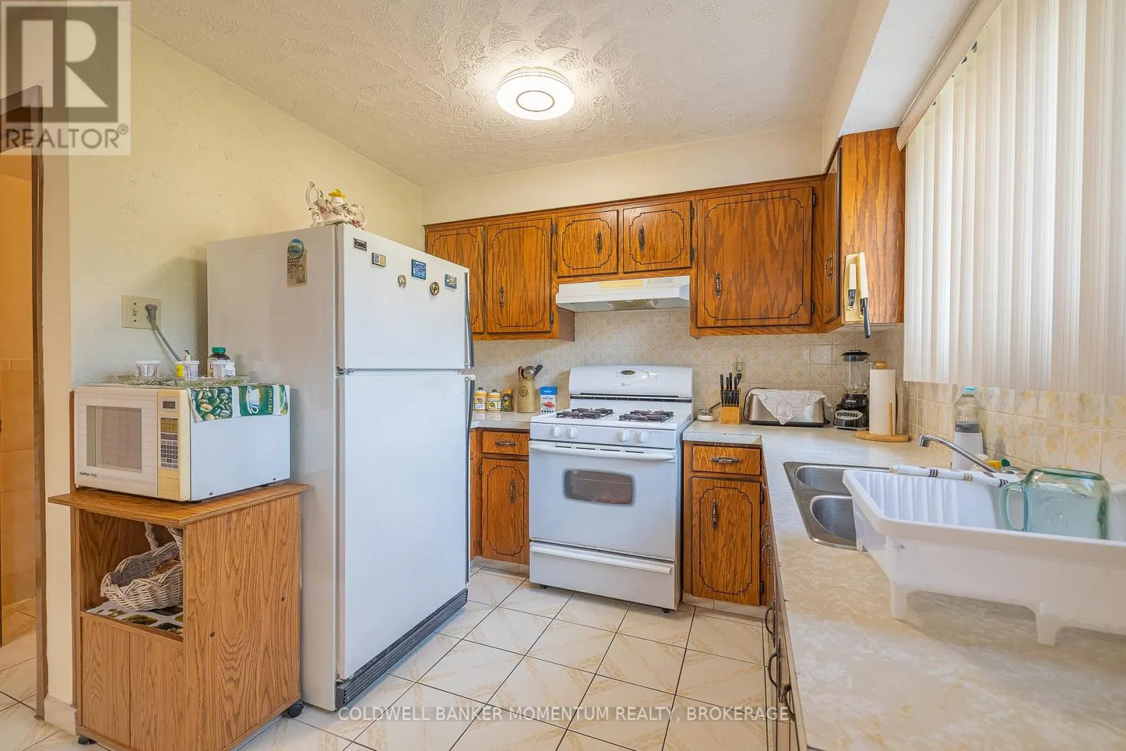 4177 BROOKDALE DRIVE