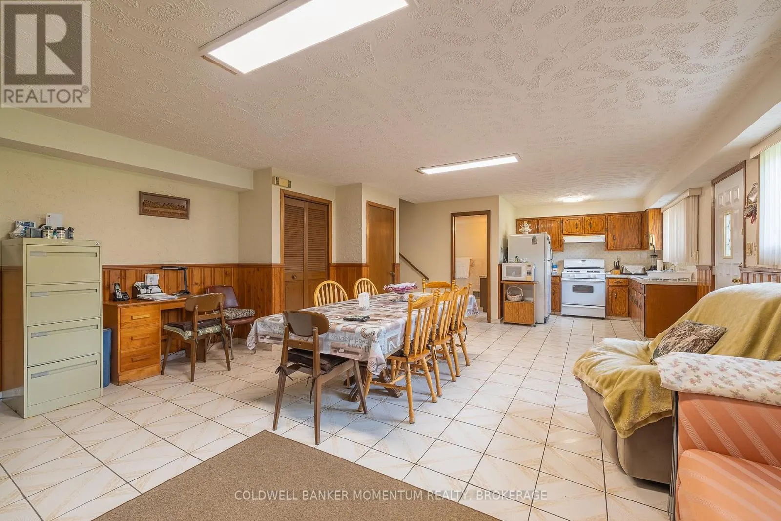 4177 BROOKDALE DRIVE