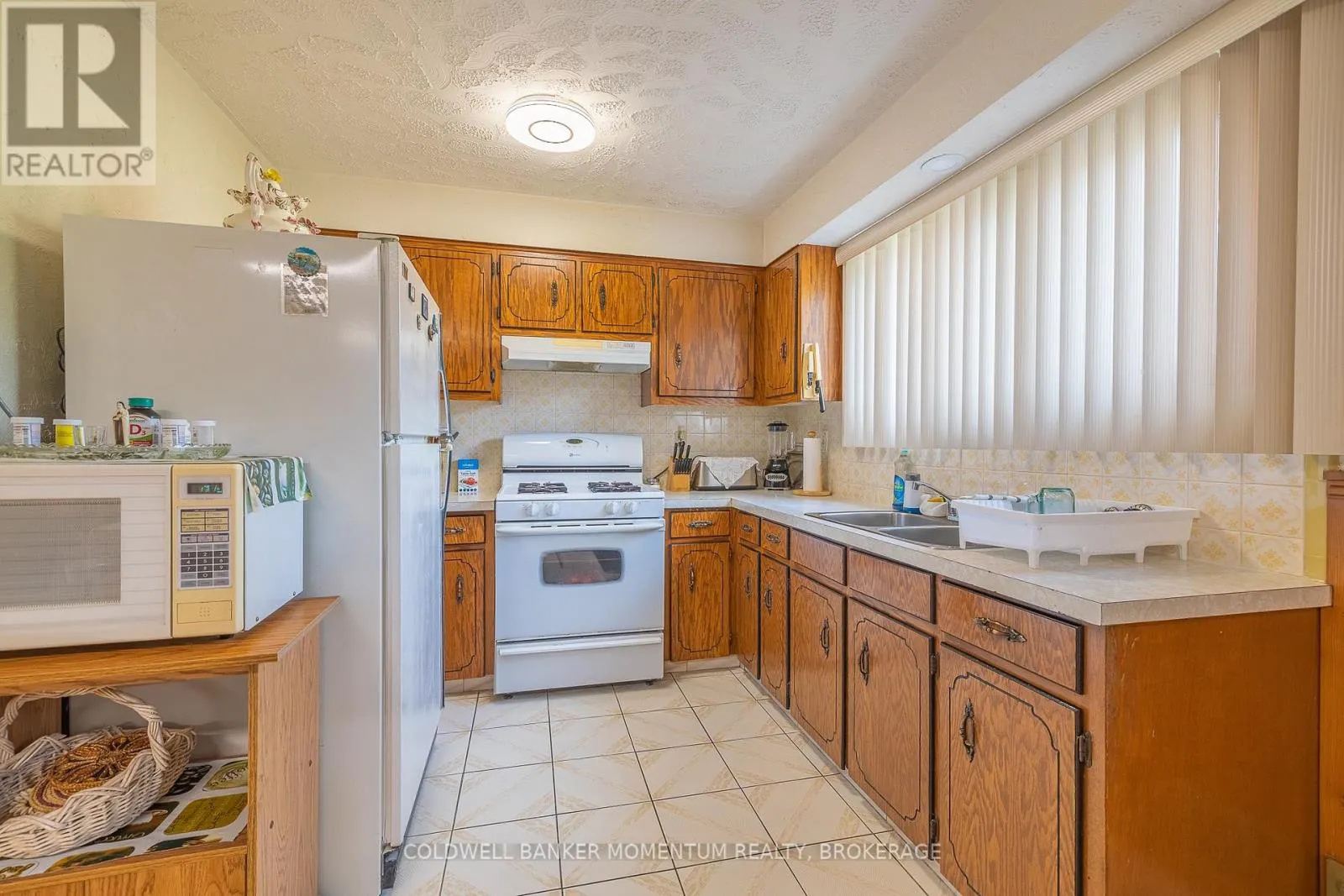 4177 BROOKDALE DRIVE