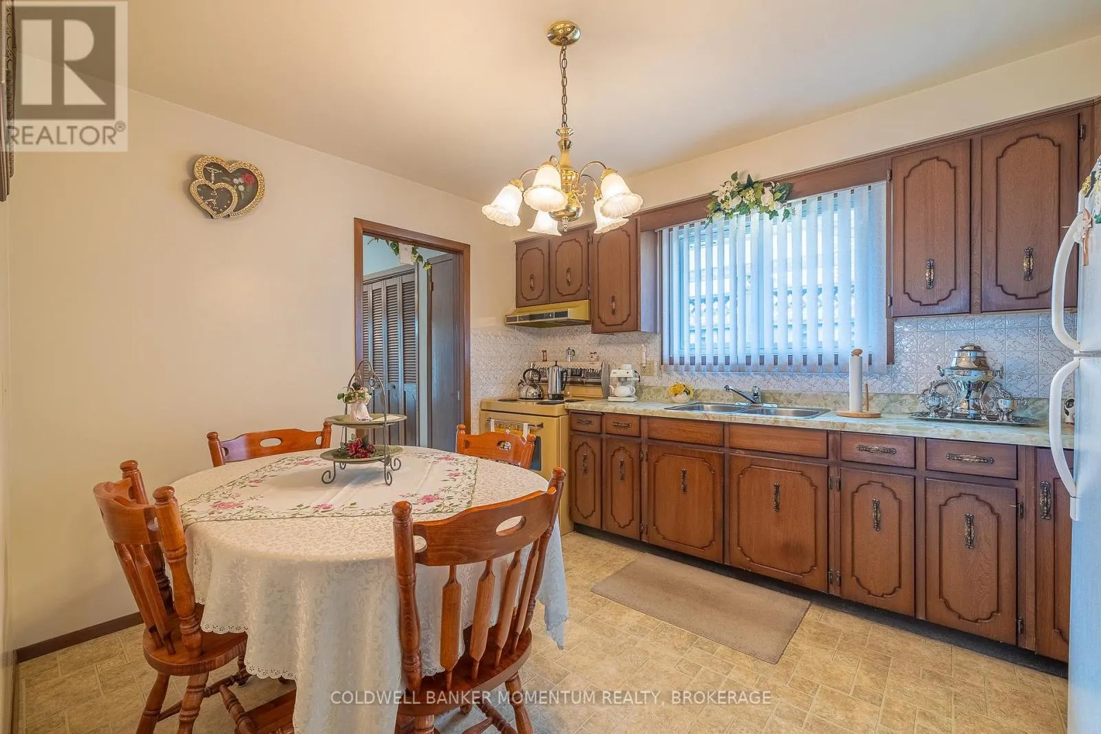 4177 BROOKDALE DRIVE