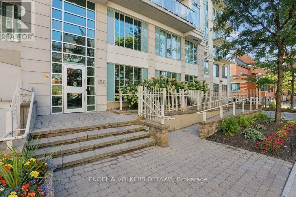 408 - 138 SOMERSET STREET W