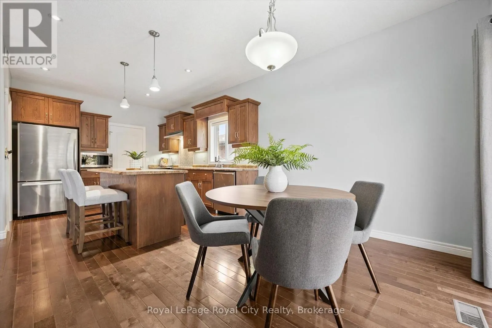 60A EASTVIEW ROAD