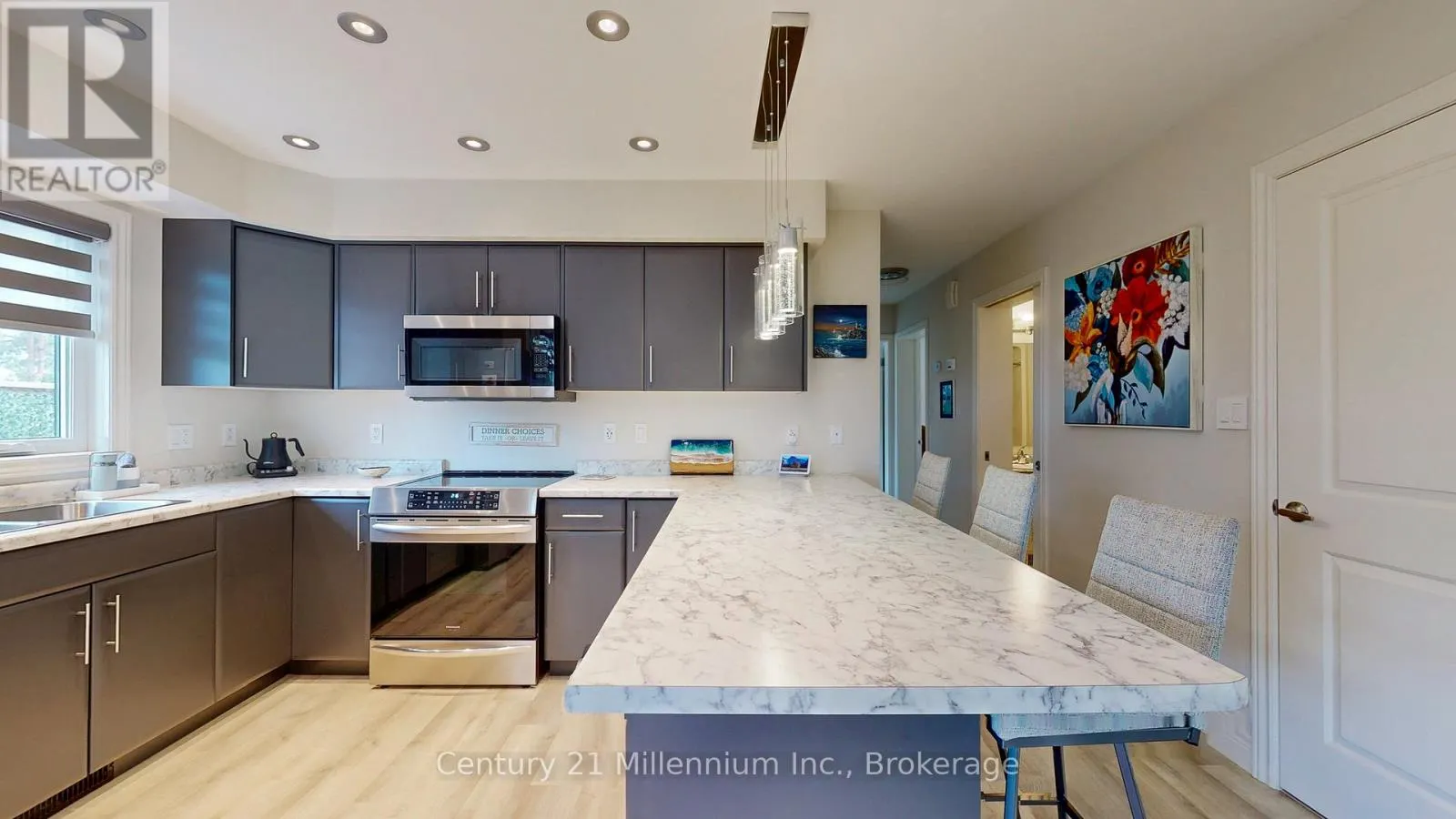 85 GORDON CRESCENT