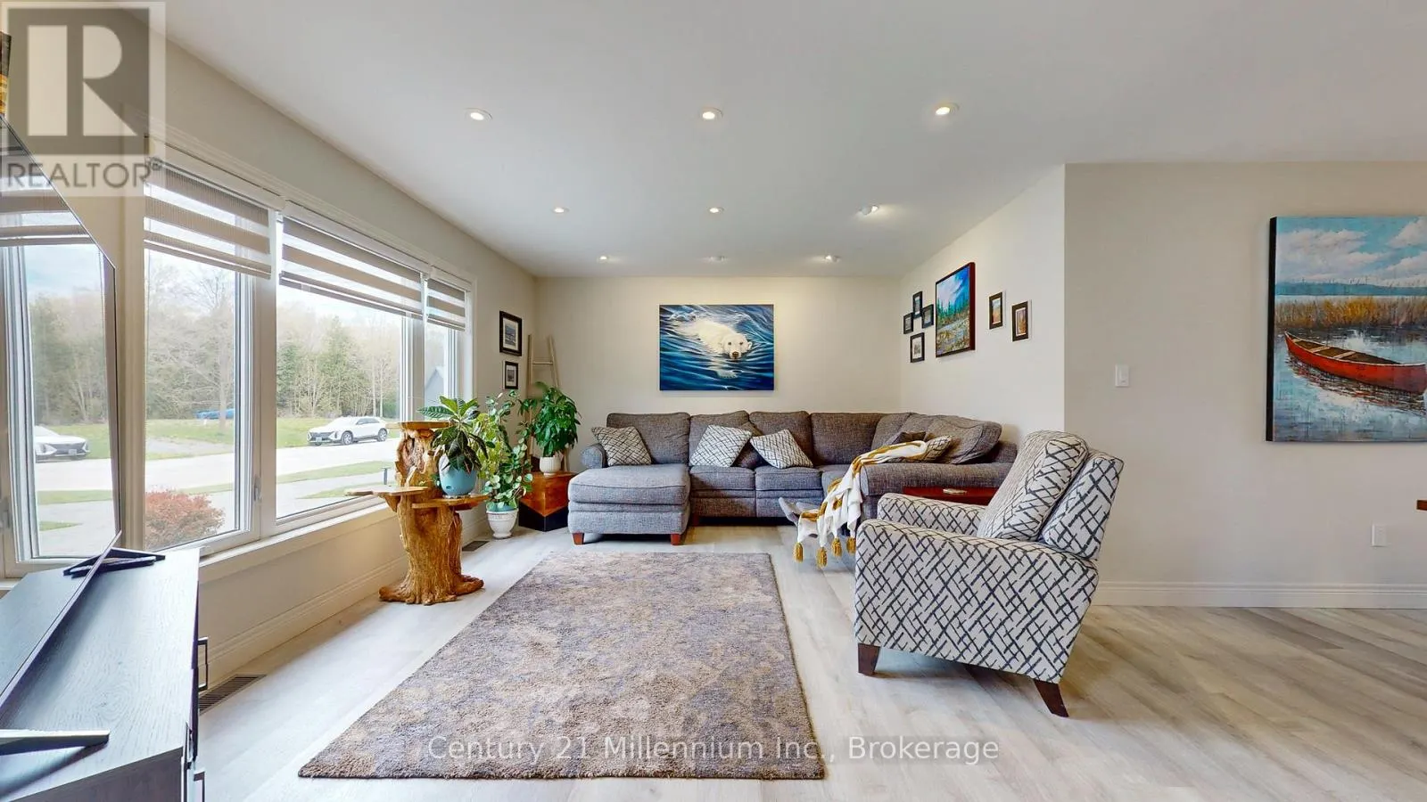 85 GORDON CRESCENT