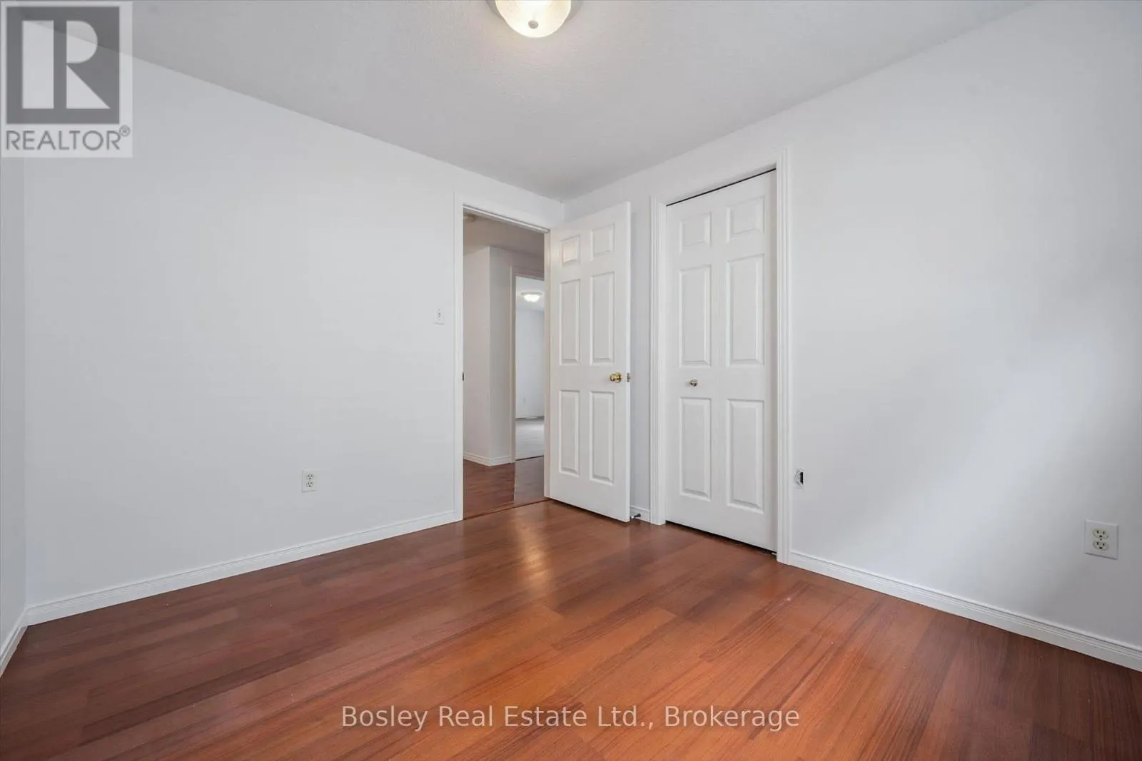 4 HAYWARD CRESCENT