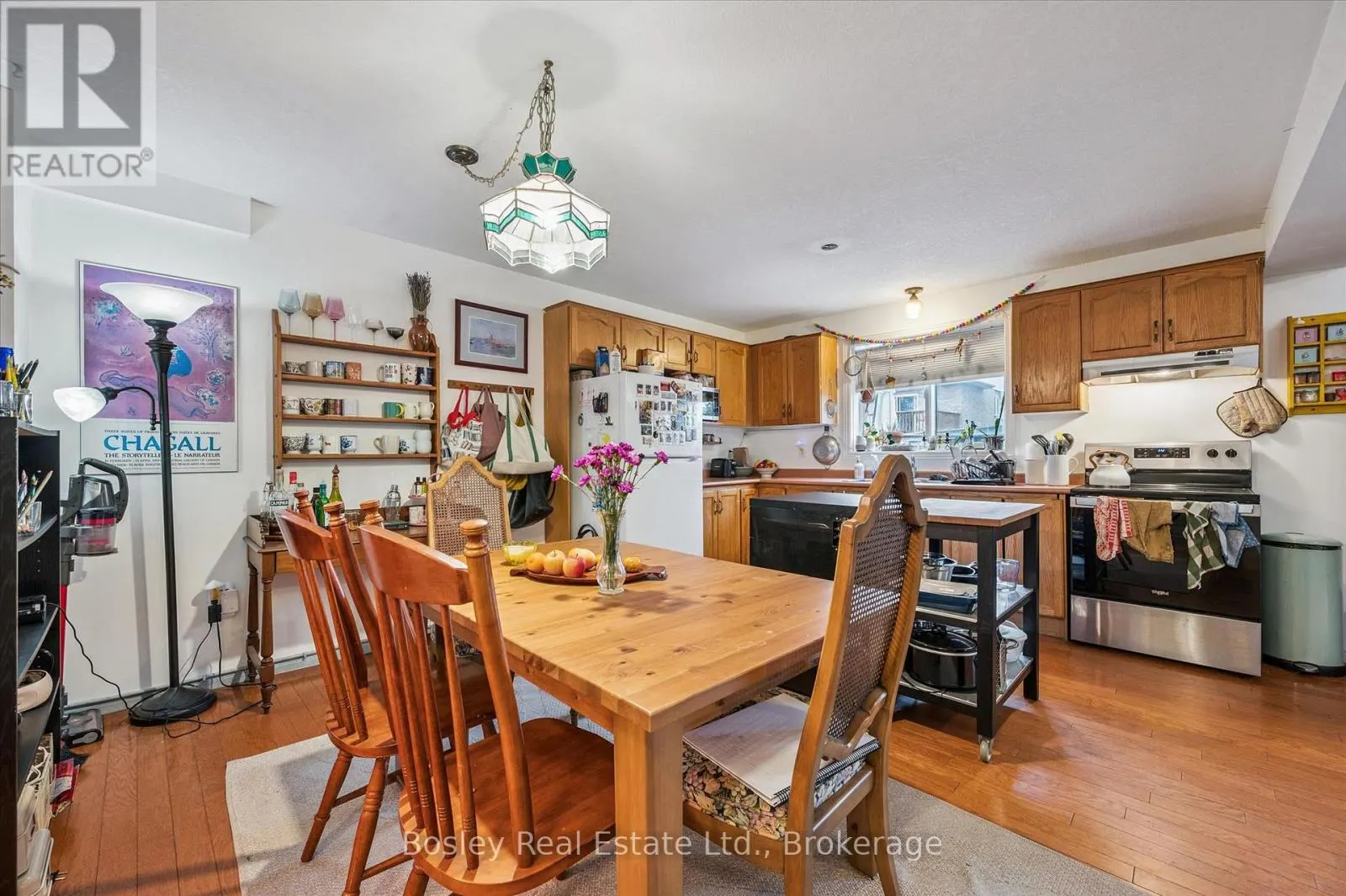 4 HAYWARD CRESCENT