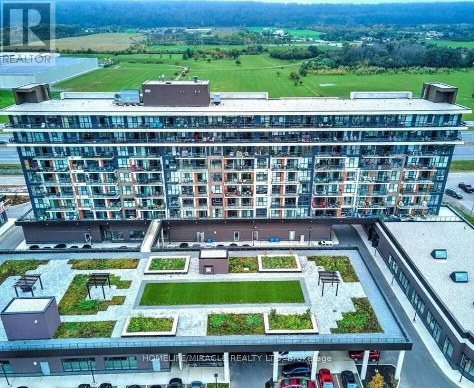 602 - 560 NORTH SERVICE ROAD