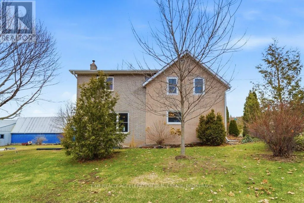 1125 COUNTY RD 1 E