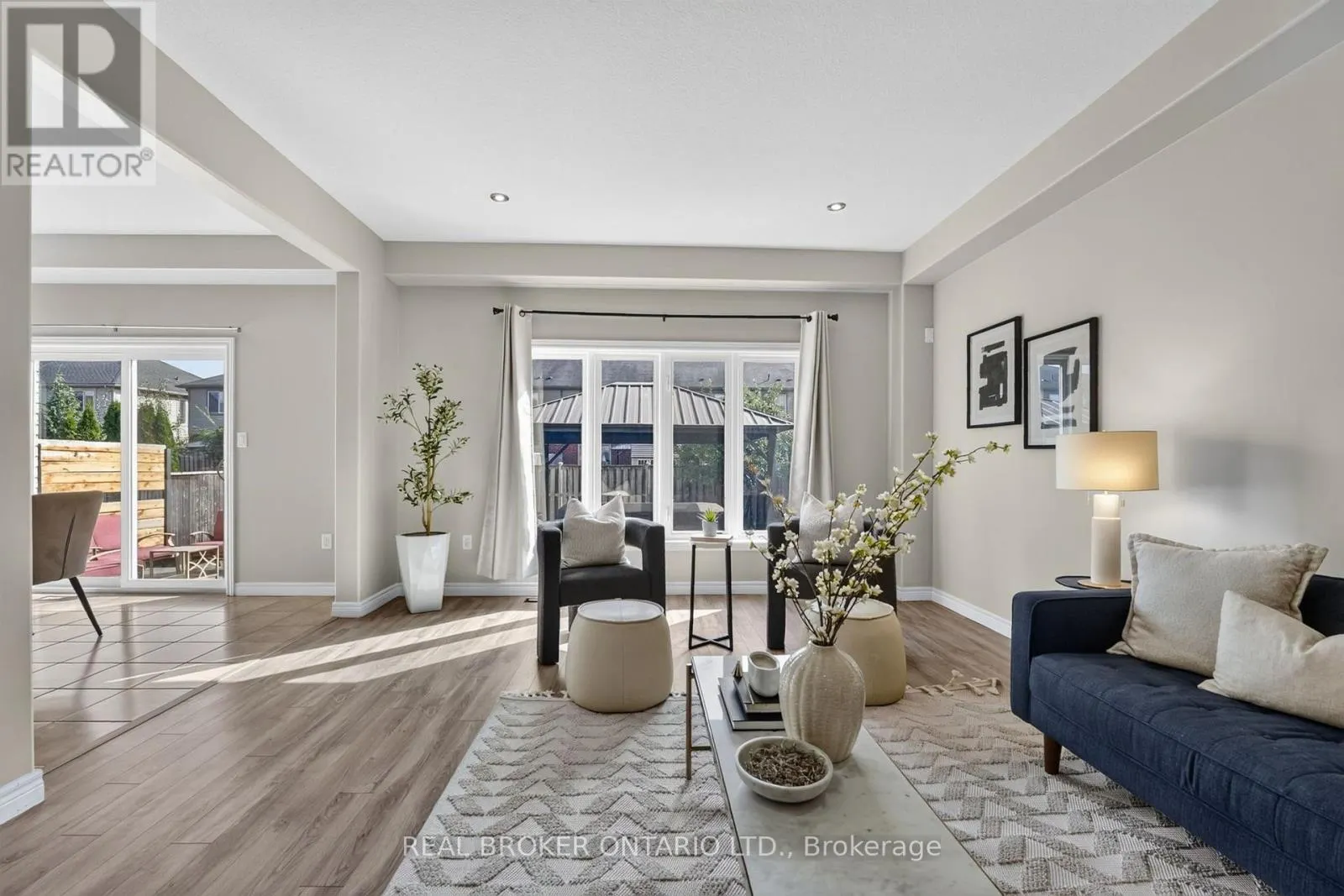 4890 ALLAN COURT