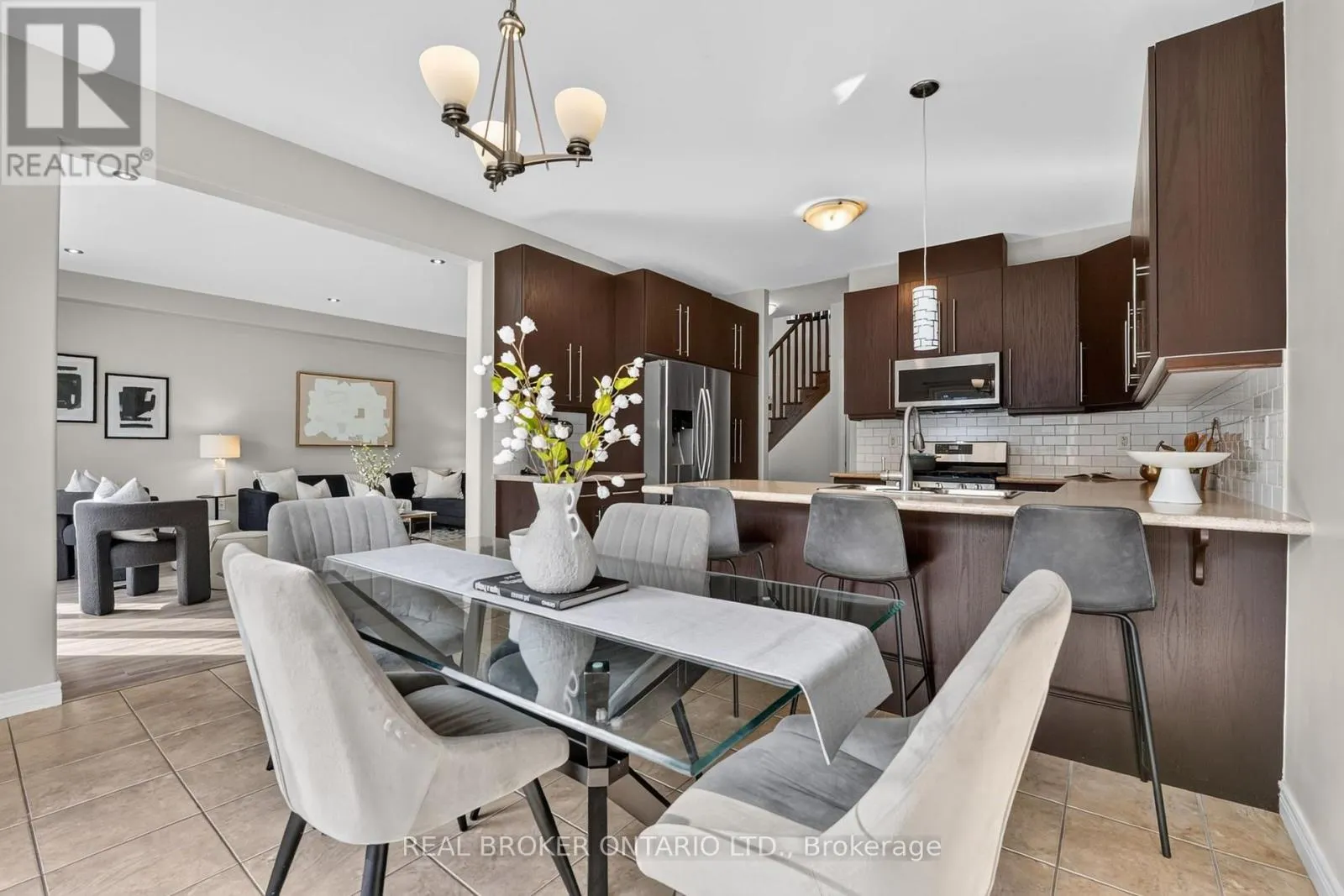 4890 ALLAN COURT
