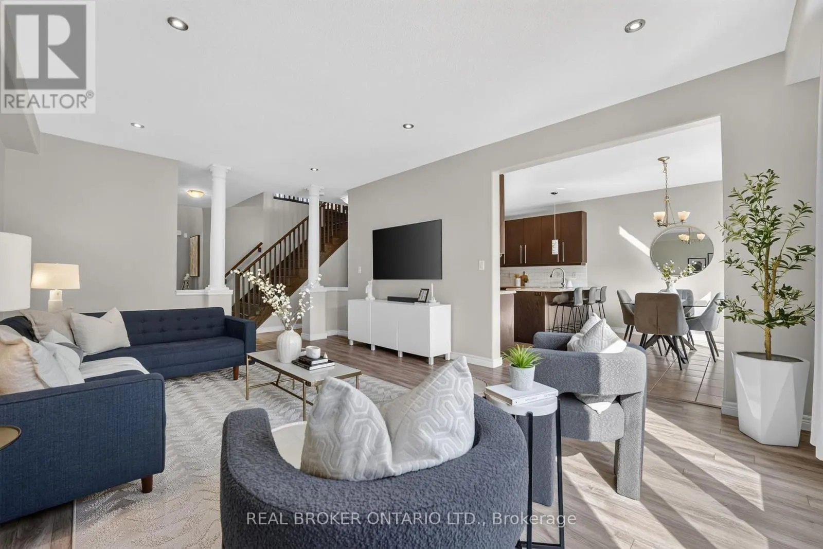 4890 ALLAN COURT