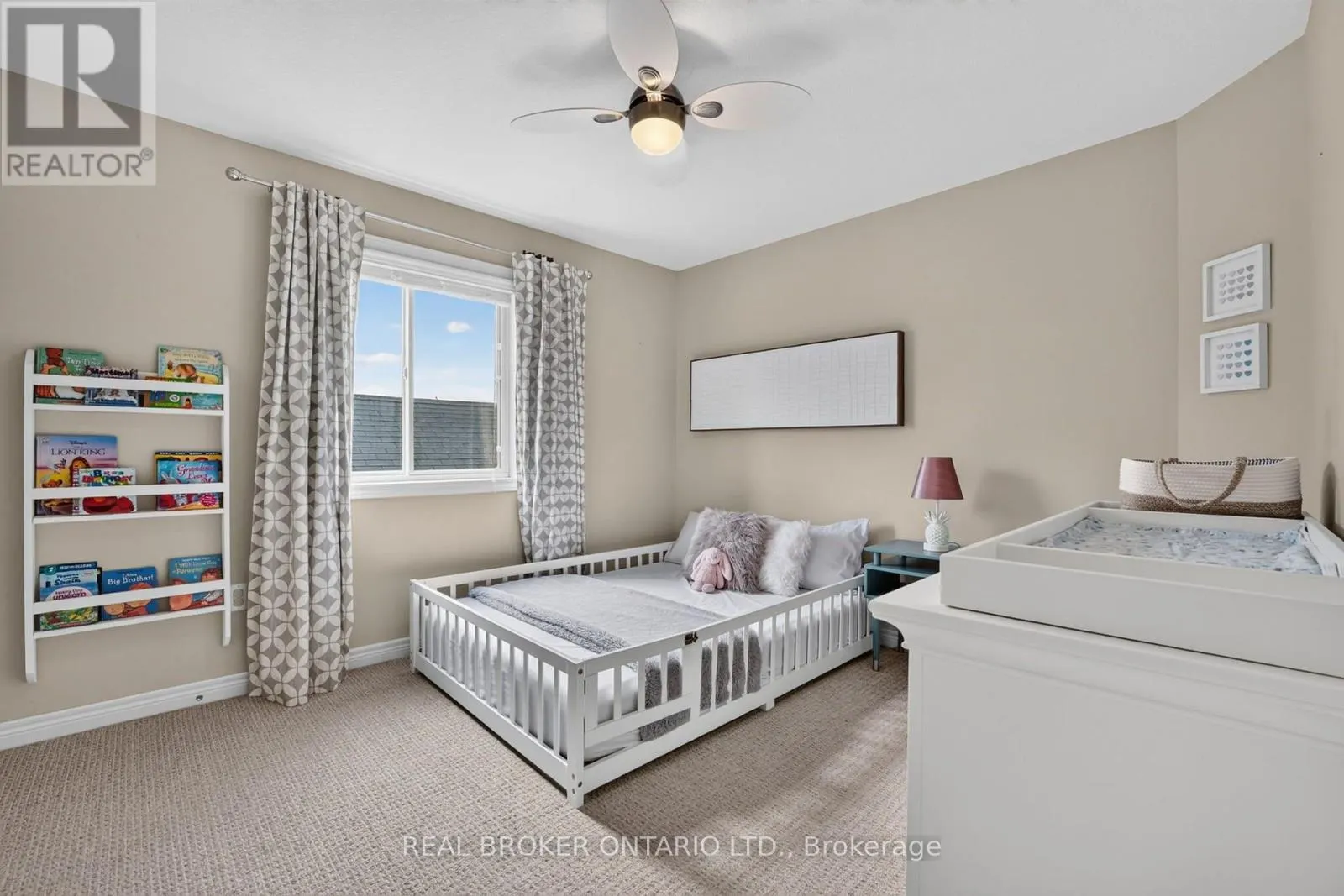 4890 ALLAN COURT