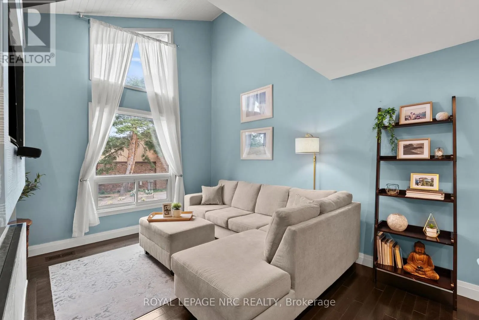 15 - 178 SCOTT STREET #15