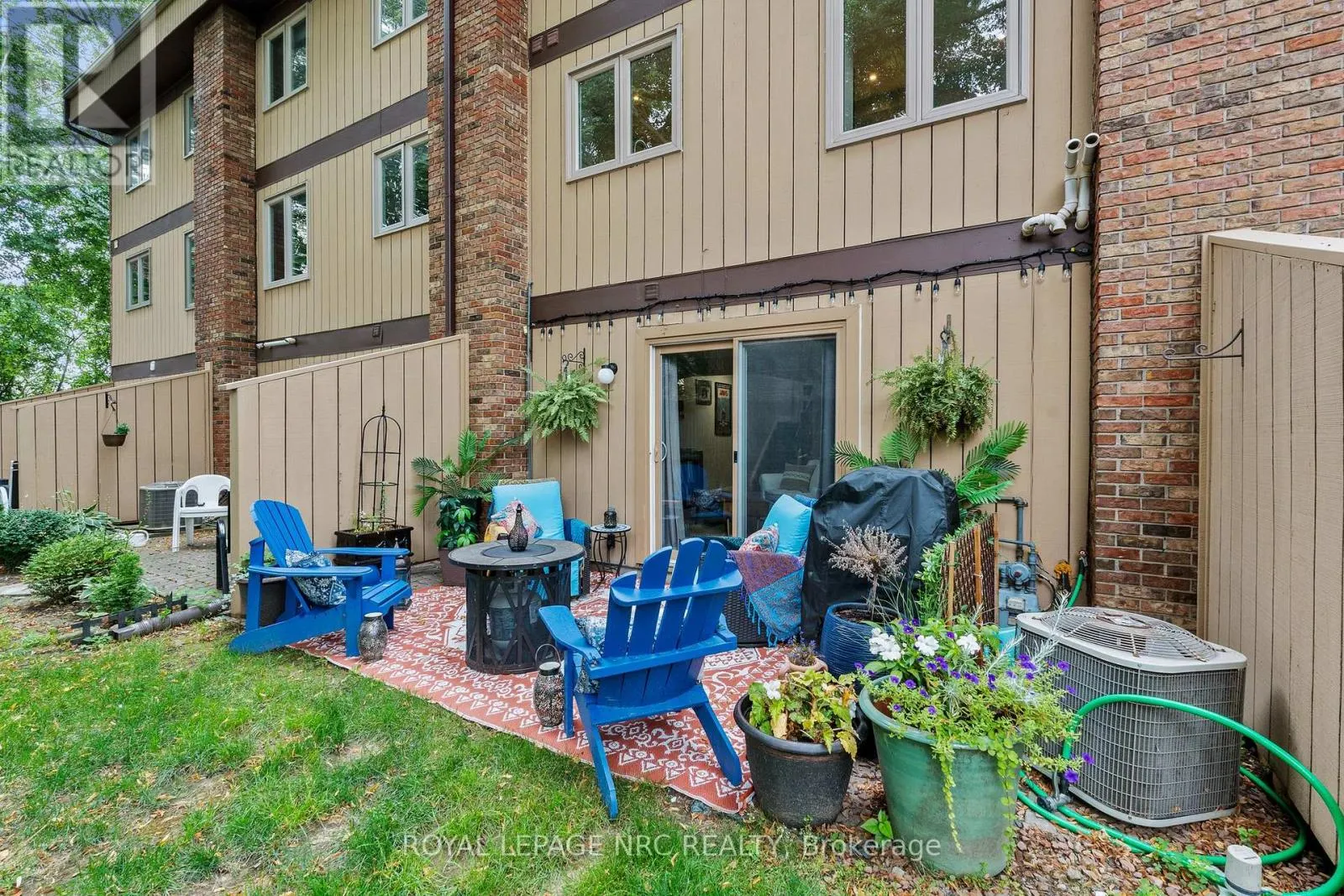 15 - 178 SCOTT STREET #15