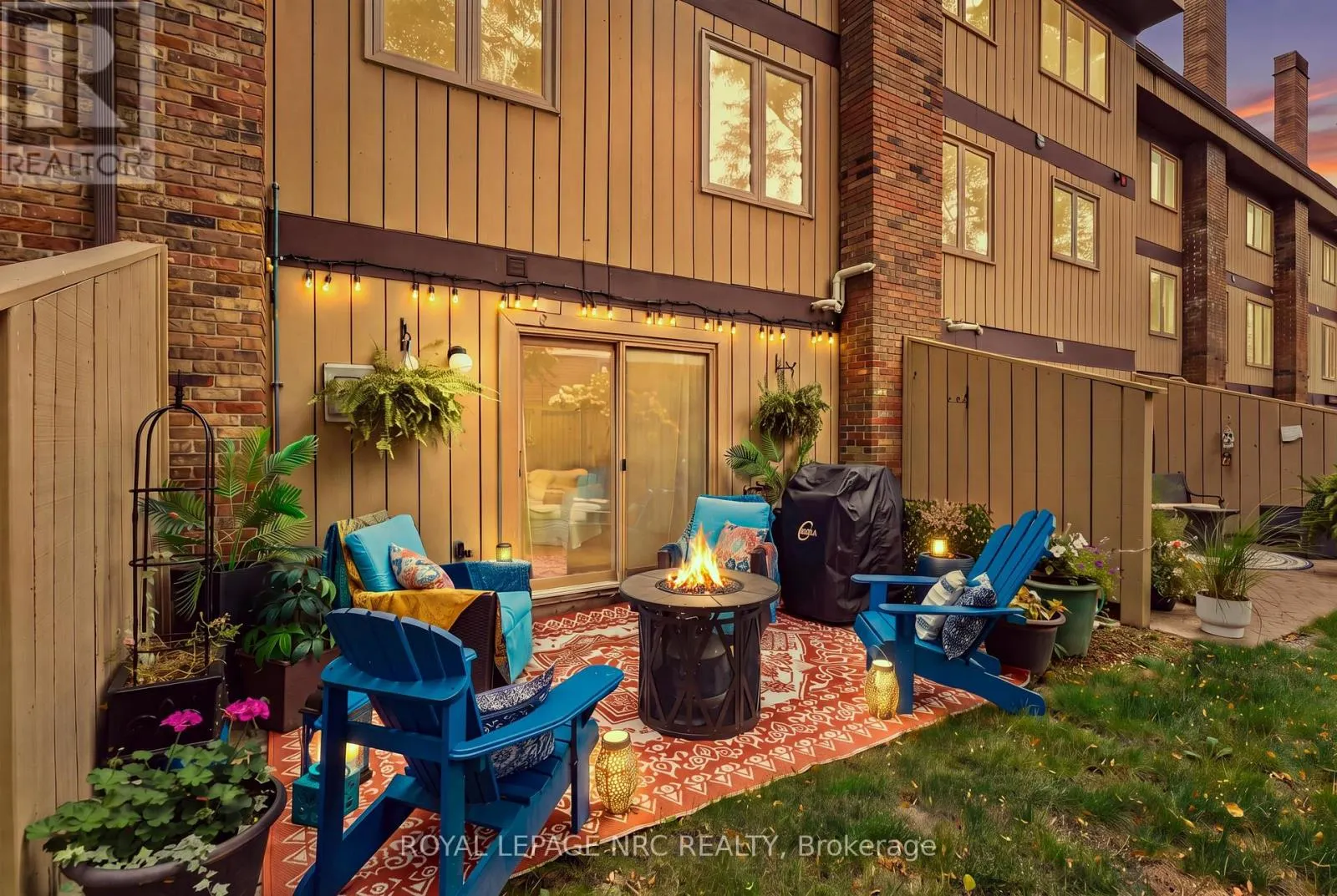 15 - 178 SCOTT STREET #15