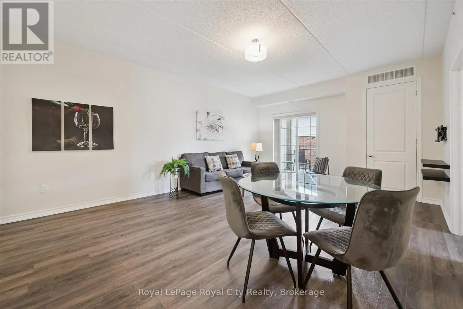 142 - 1077 GORDON STREET #142