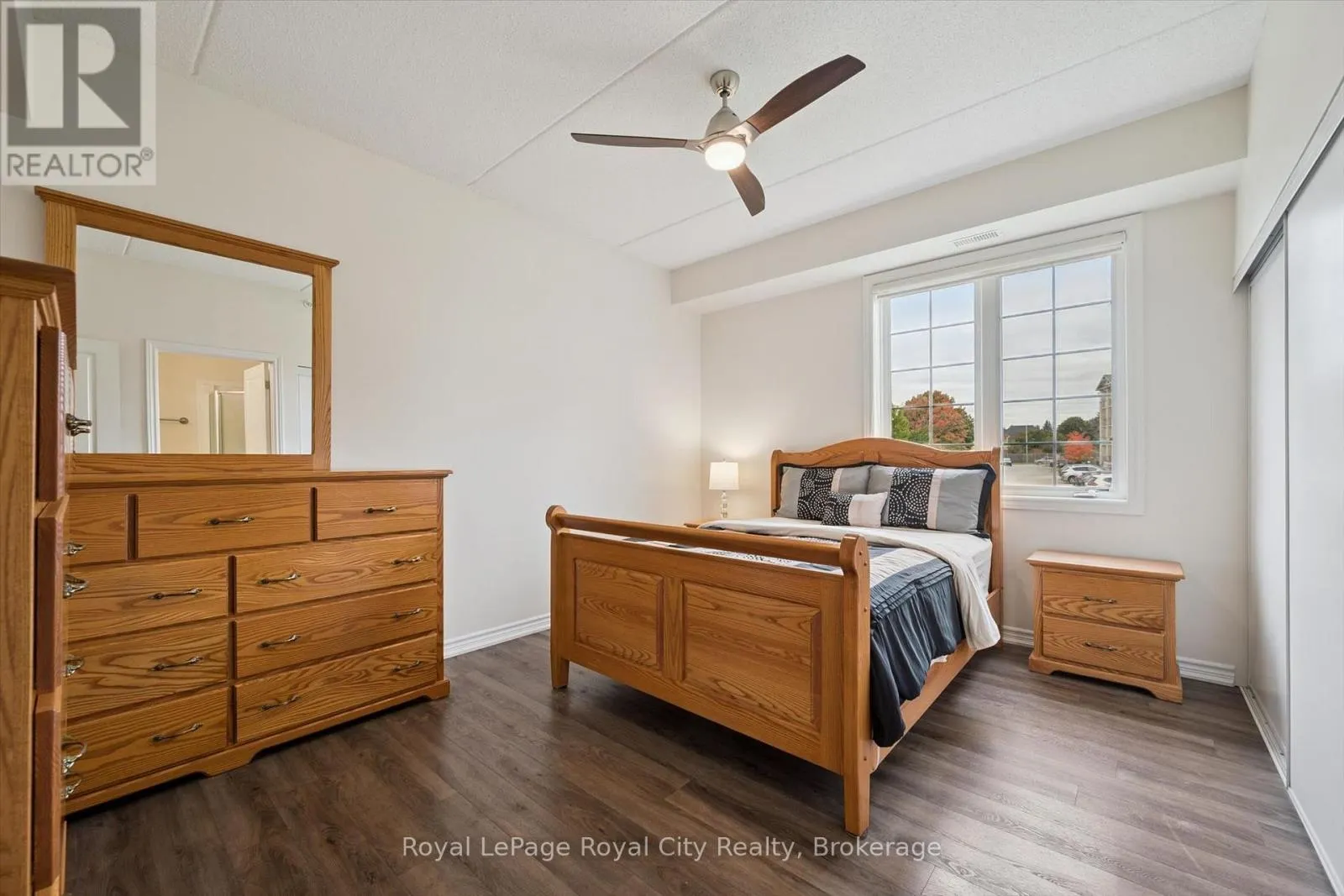 142 - 1077 GORDON STREET #142