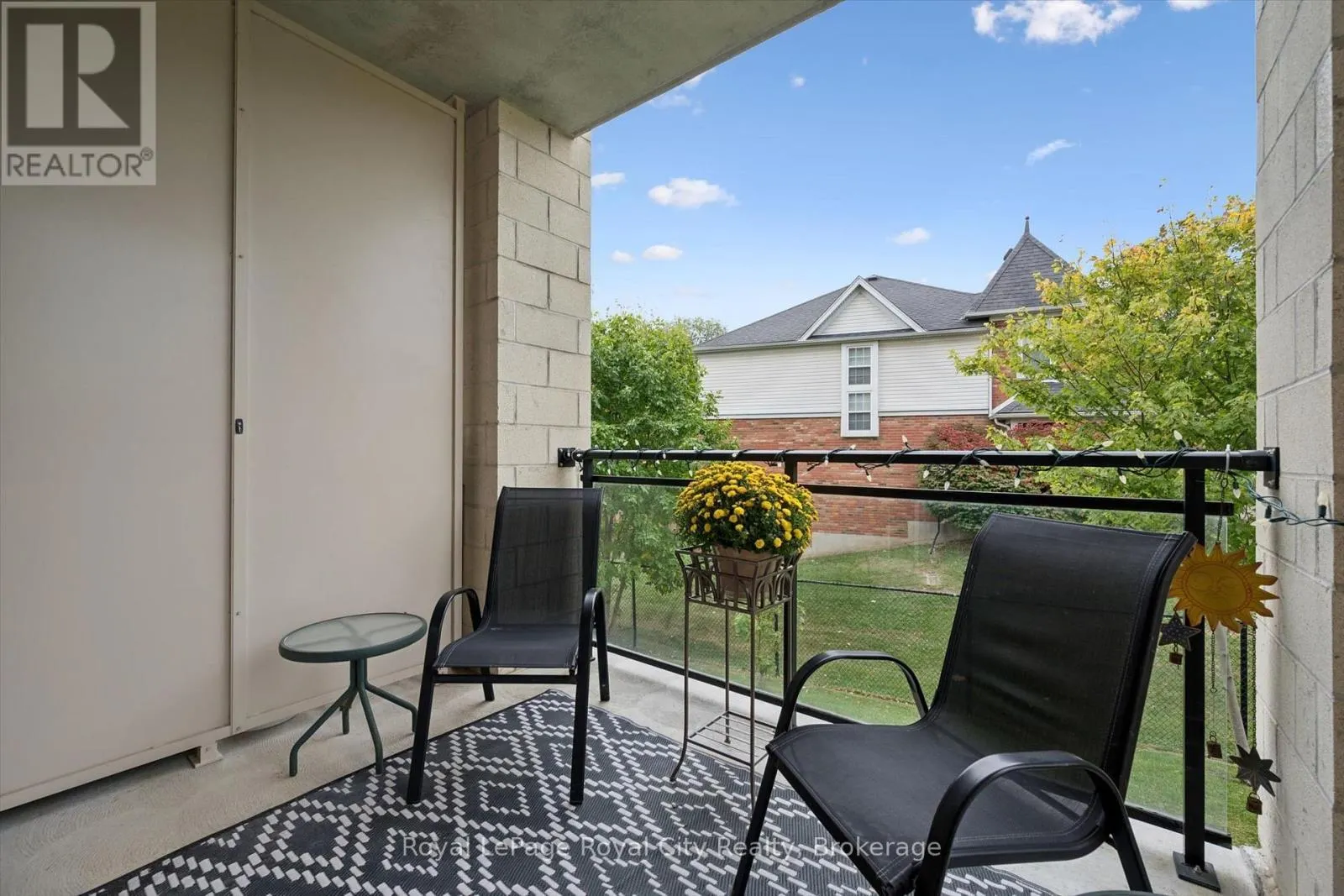 142 - 1077 GORDON STREET #142