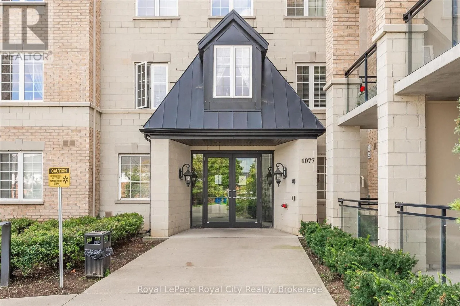 142 - 1077 GORDON STREET #142