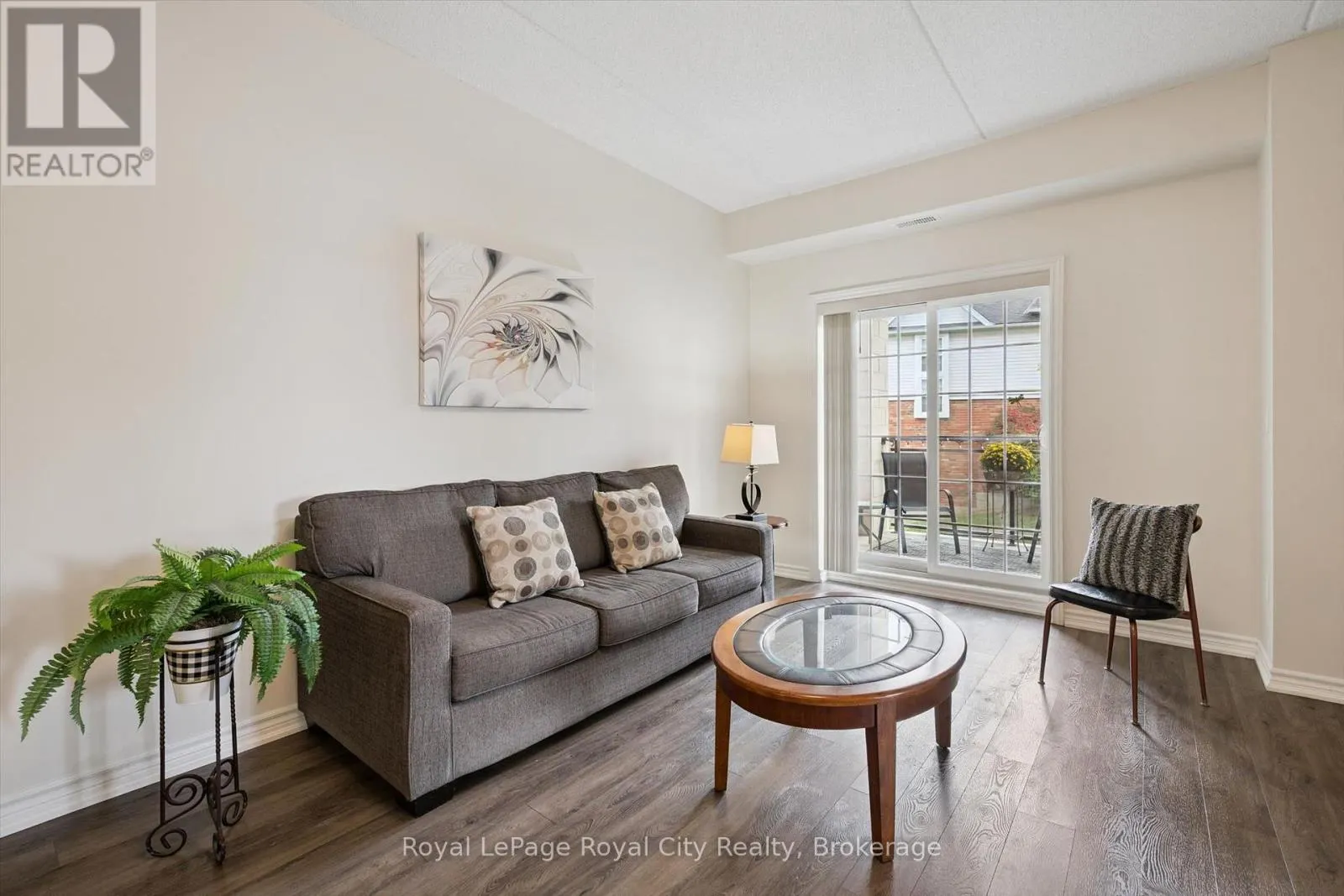142 - 1077 GORDON STREET #142