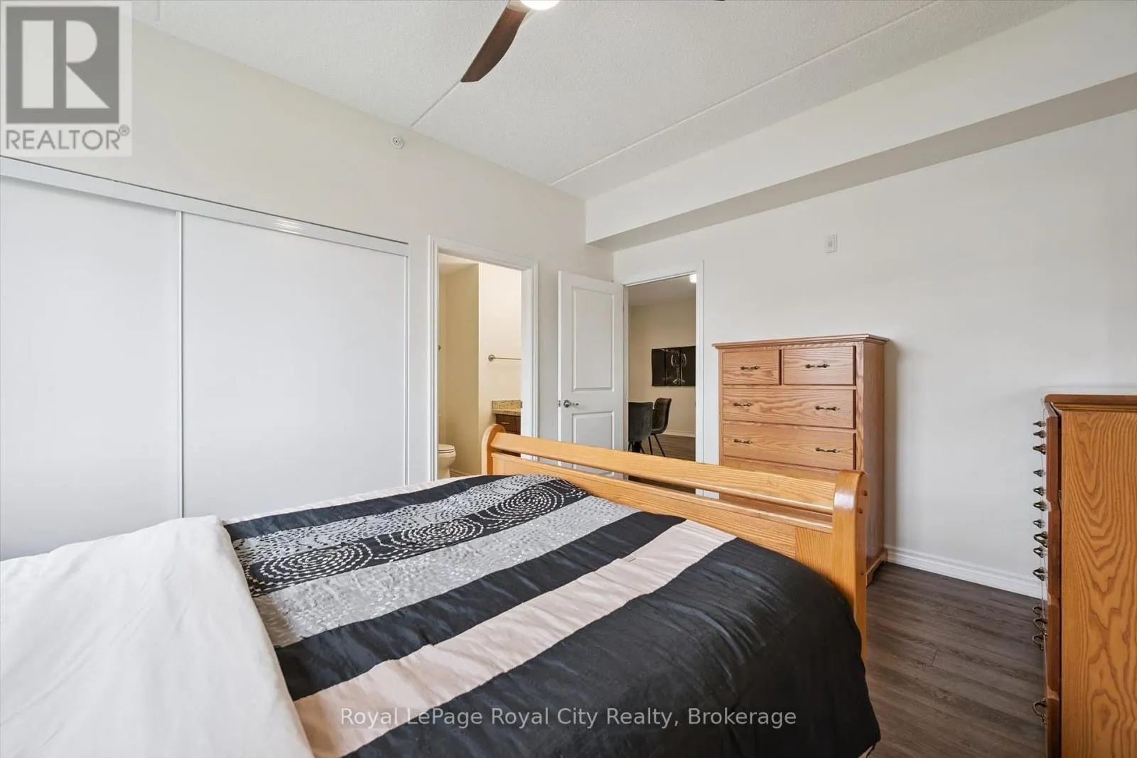 142 - 1077 GORDON STREET #142