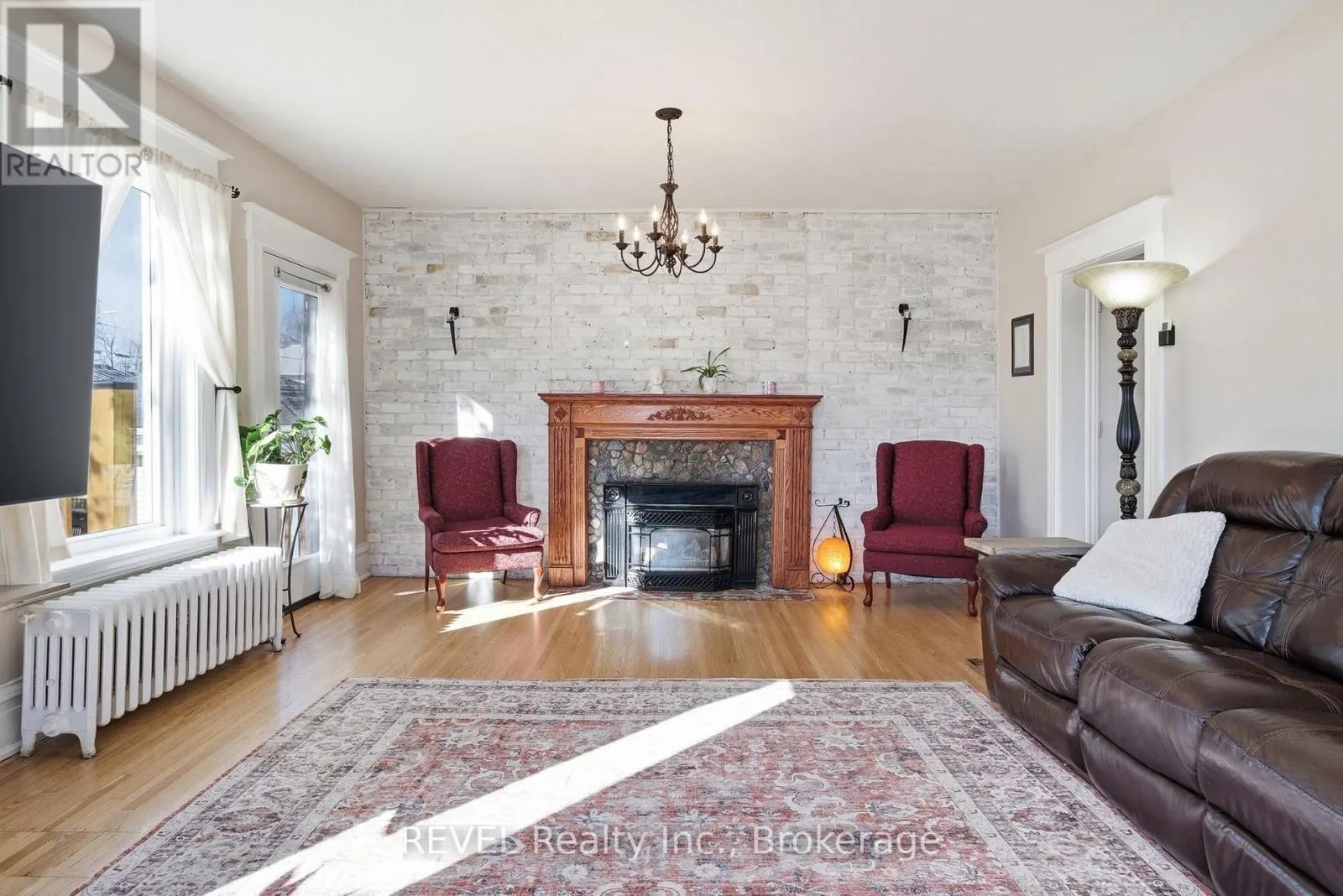 39 TRENT STREET N