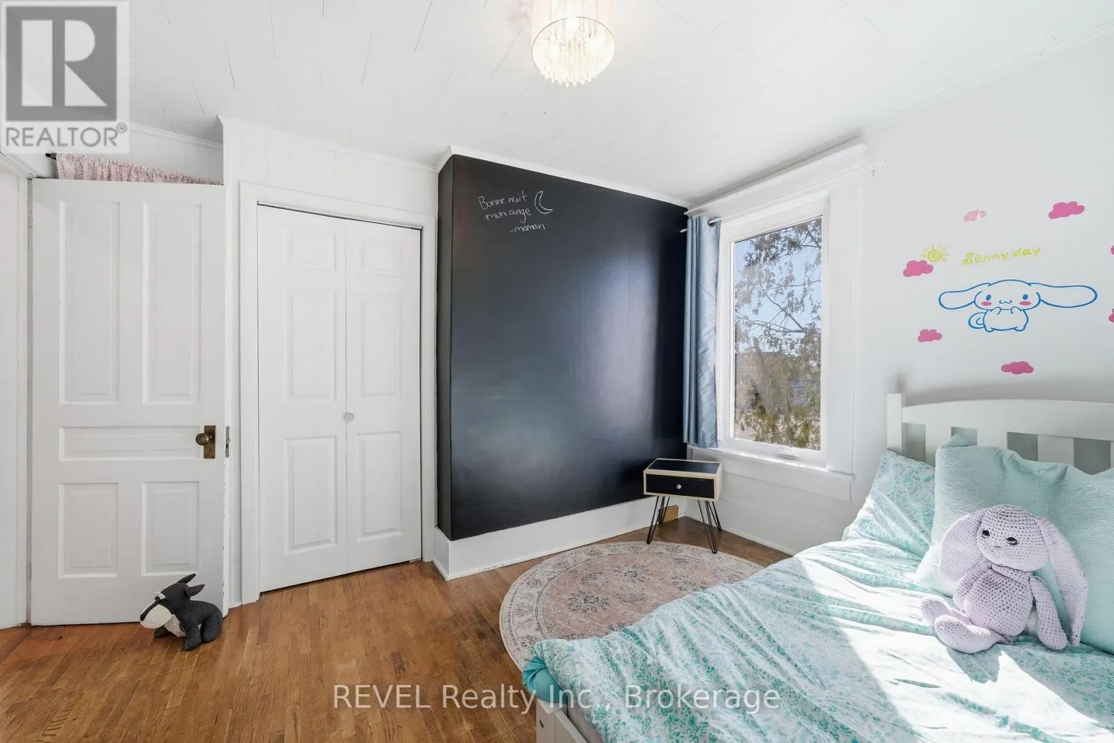 39 TRENT STREET N