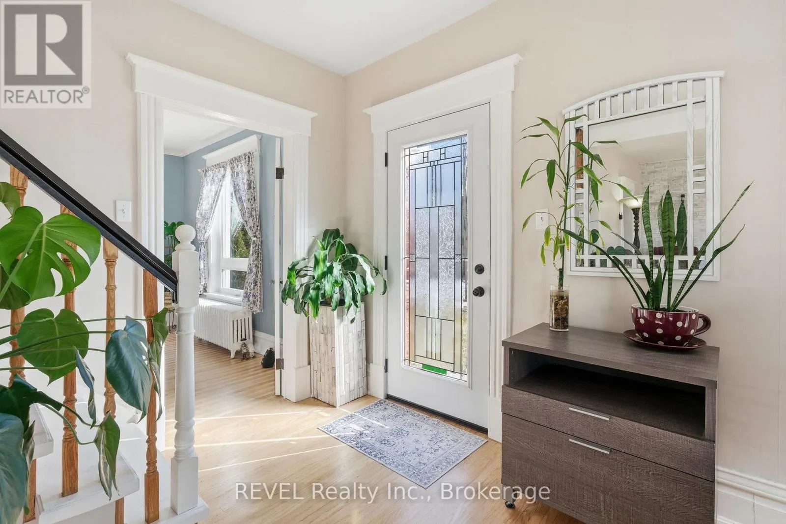 39 TRENT STREET N