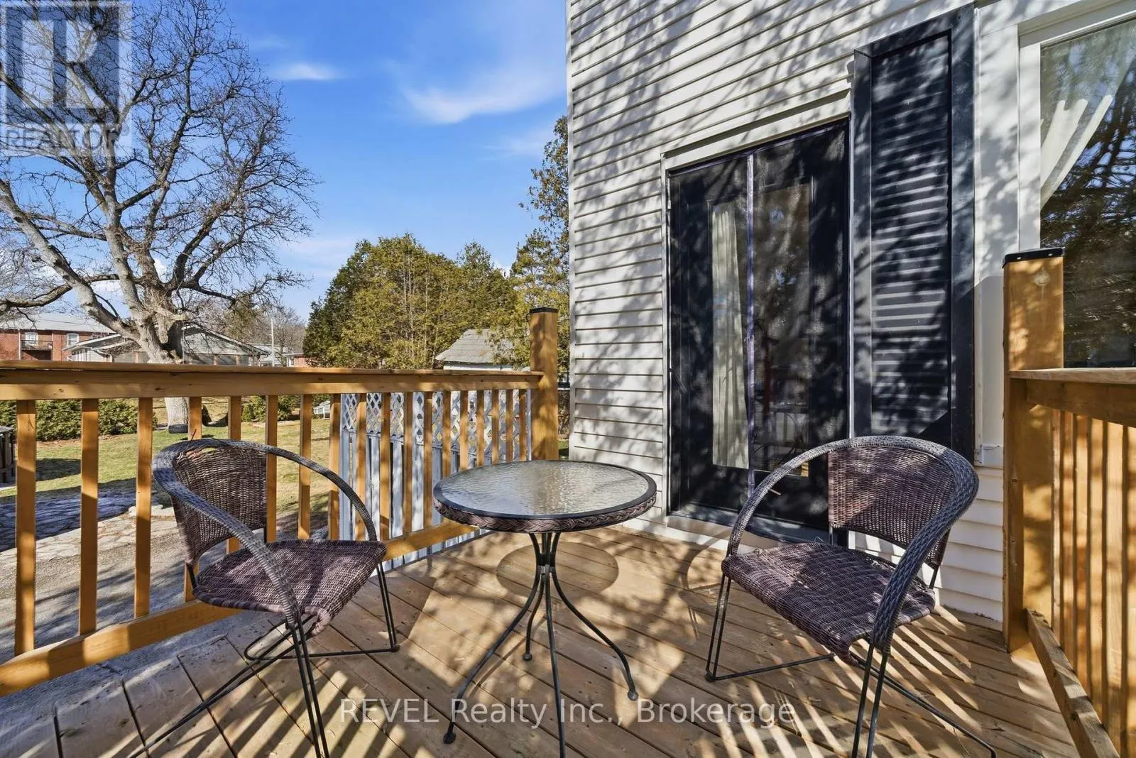 39 TRENT STREET N
