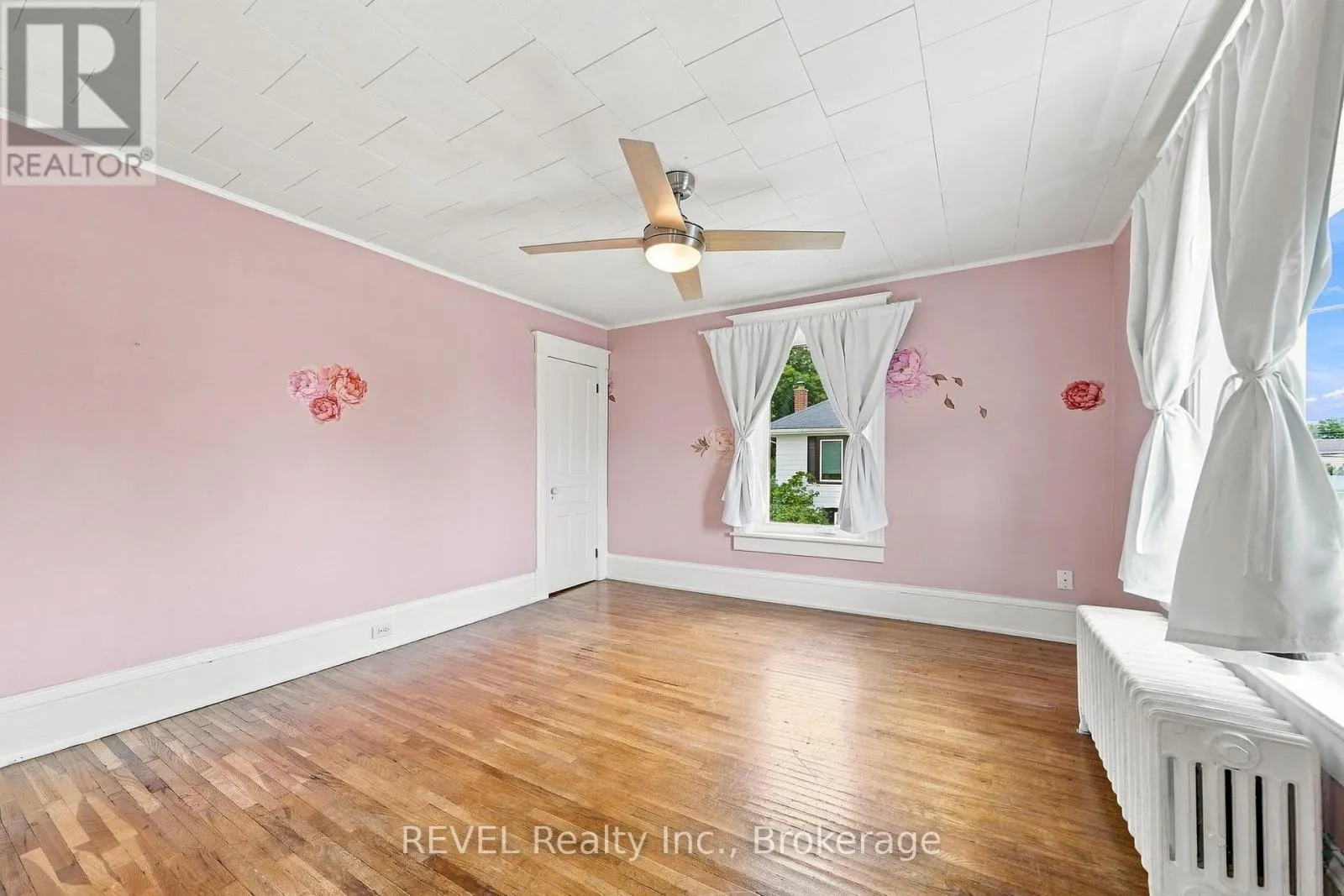 39 TRENT STREET N