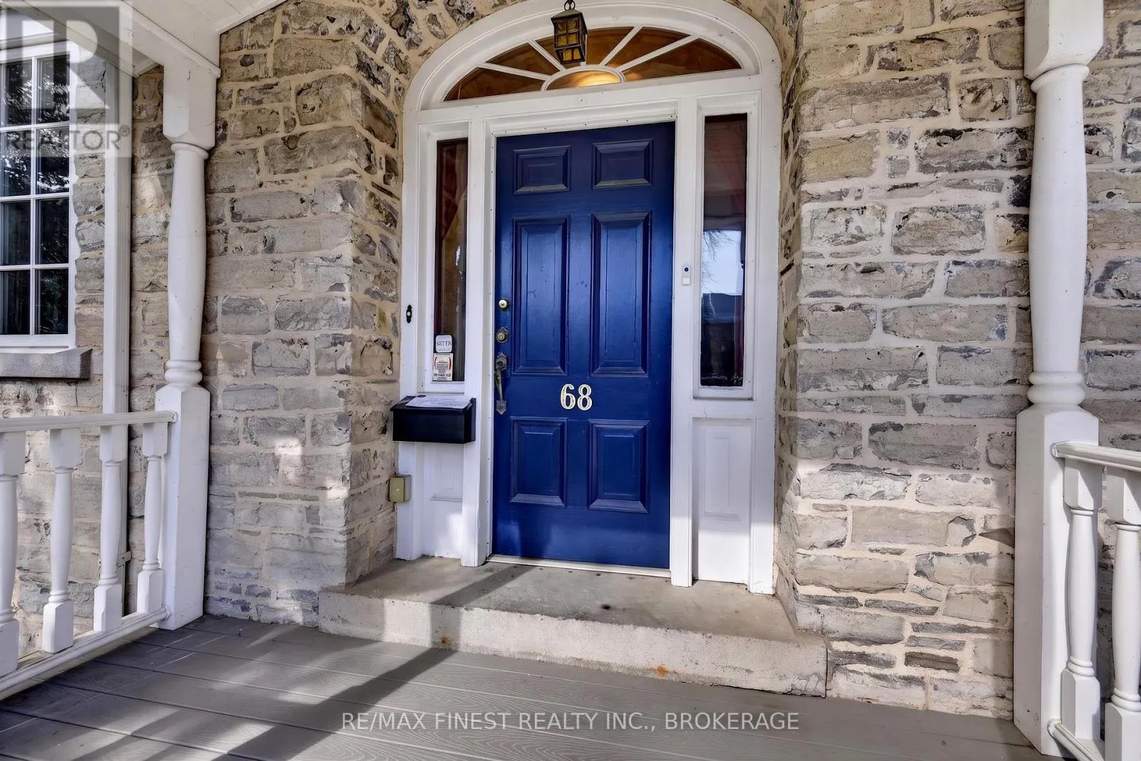 68 COLLINGWOOD STREET