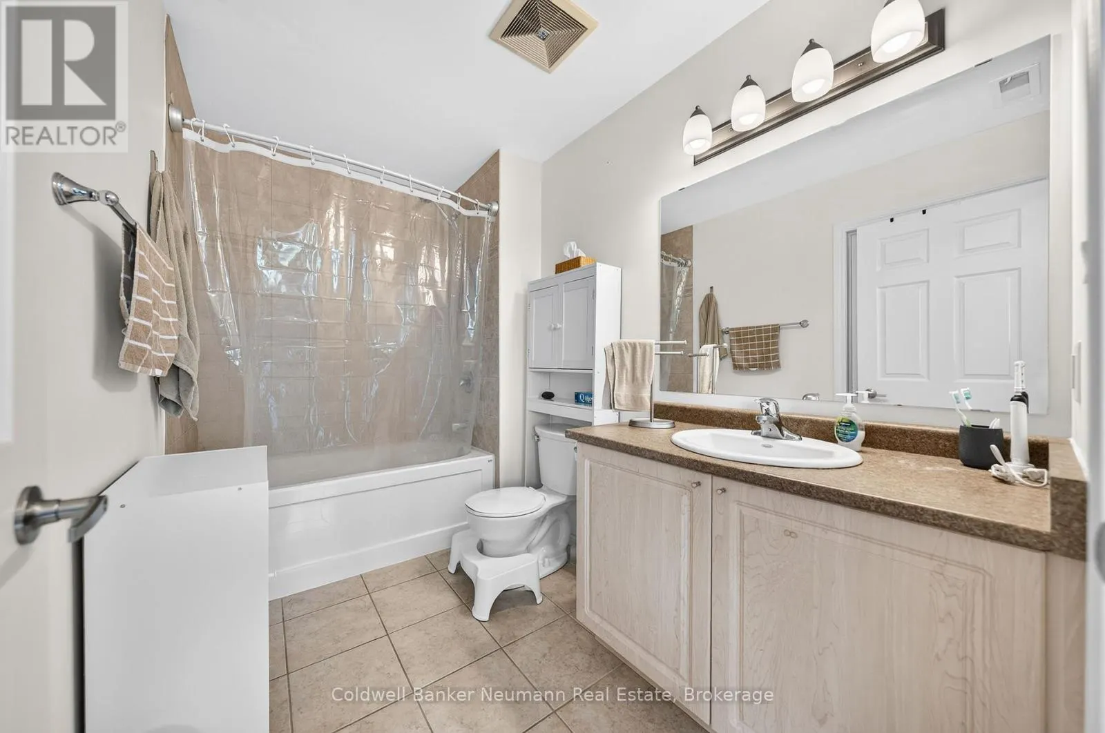 311 - 2 COLONIAL DRIVE #311