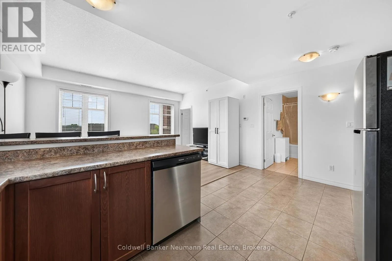 311 - 2 COLONIAL DRIVE #311